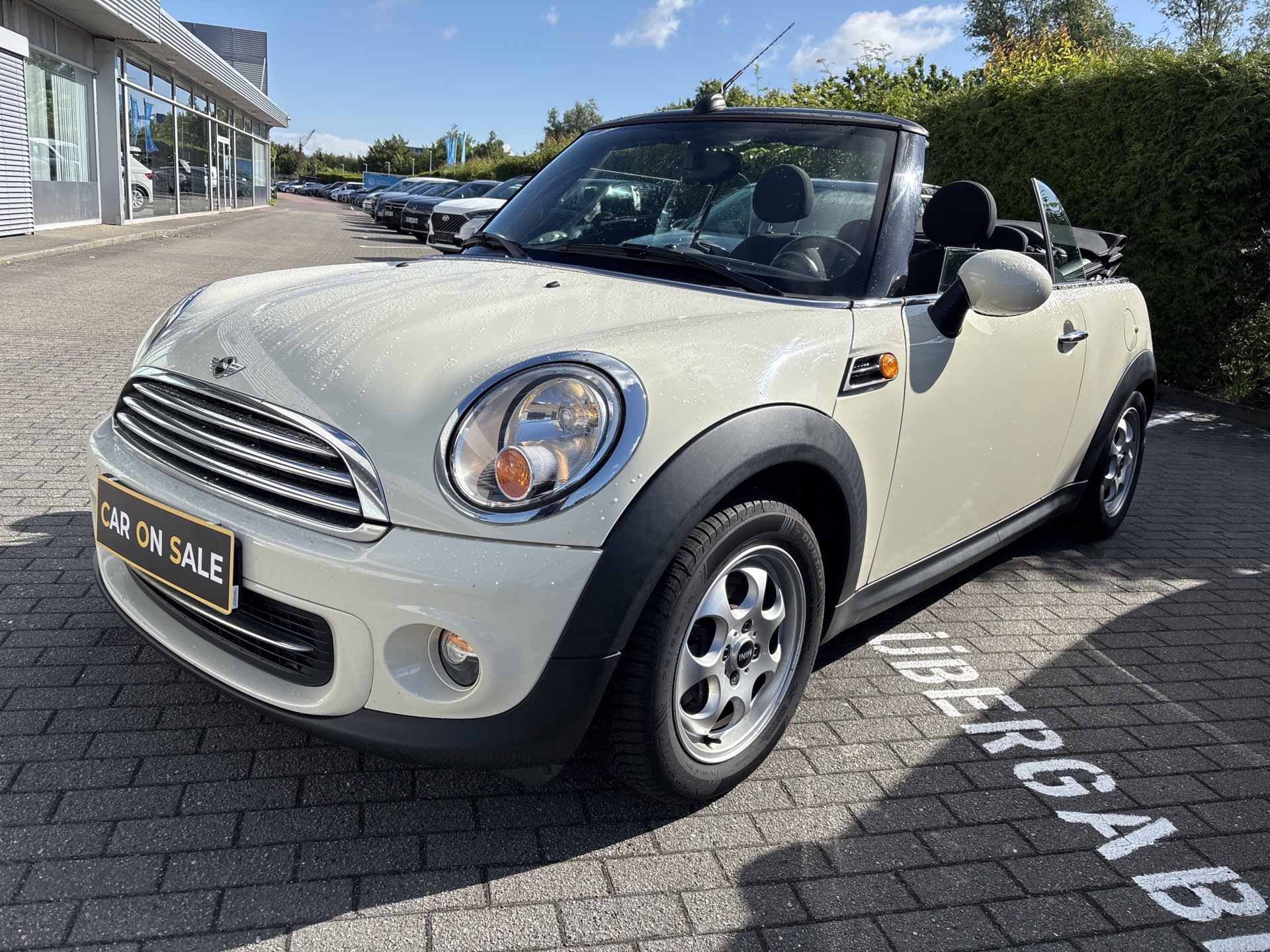 MINI Cabrio