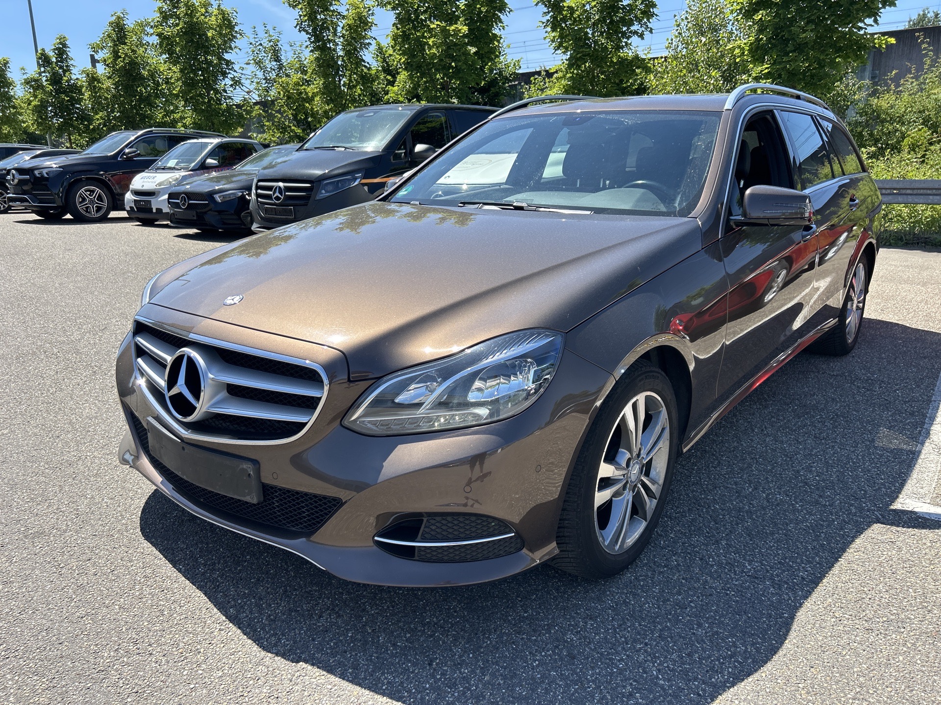 Mercedes-Benz E