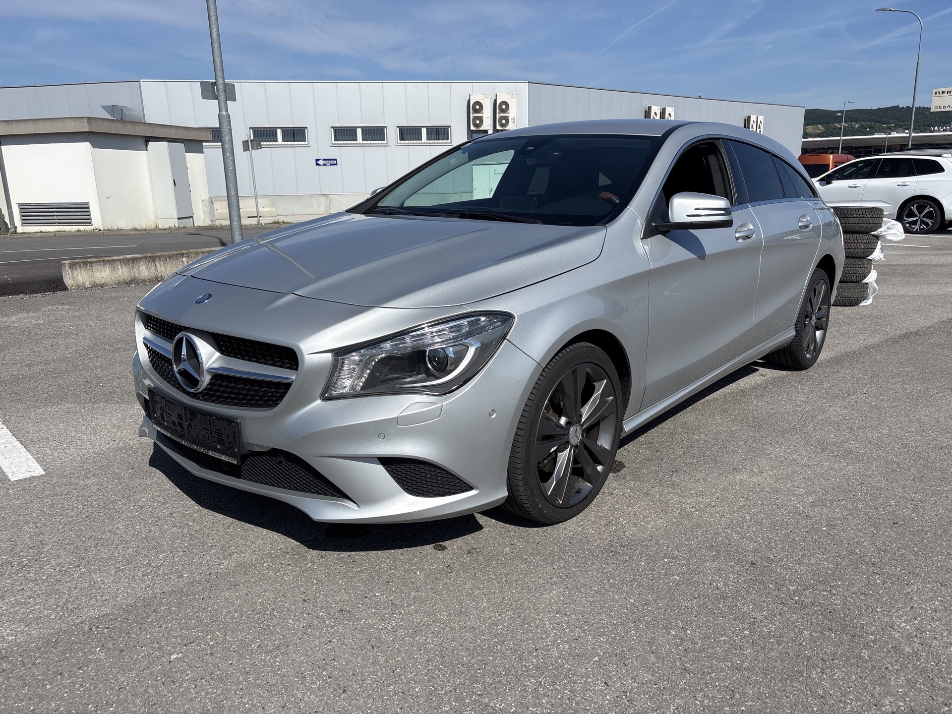 Mercedes-Benz CLA