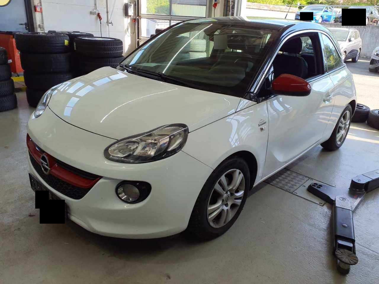 Opel Adam
