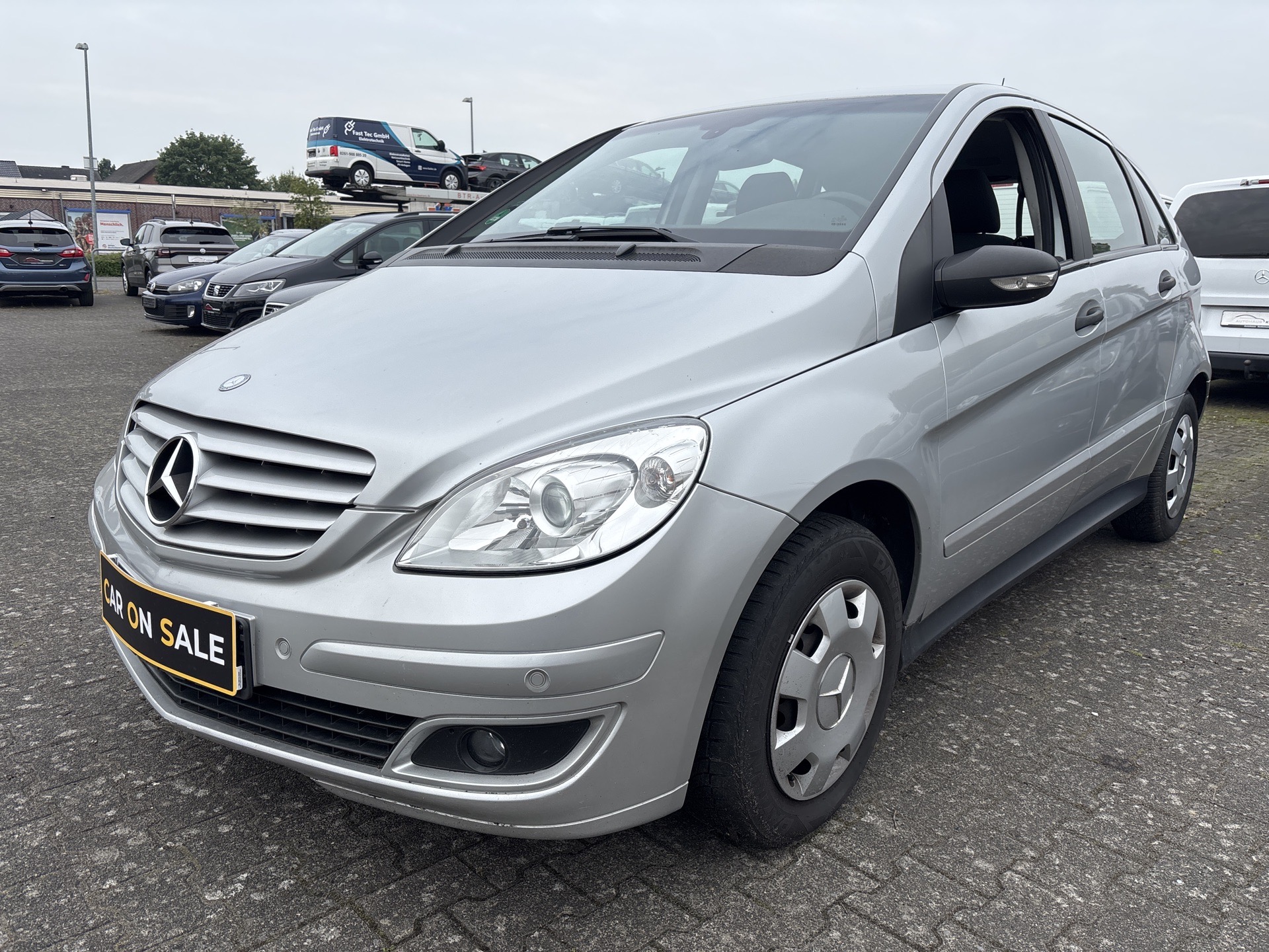 Mercedes-Benz B