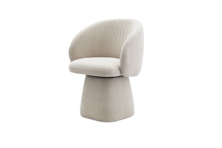 Growth 2023 - Rounded Furniture