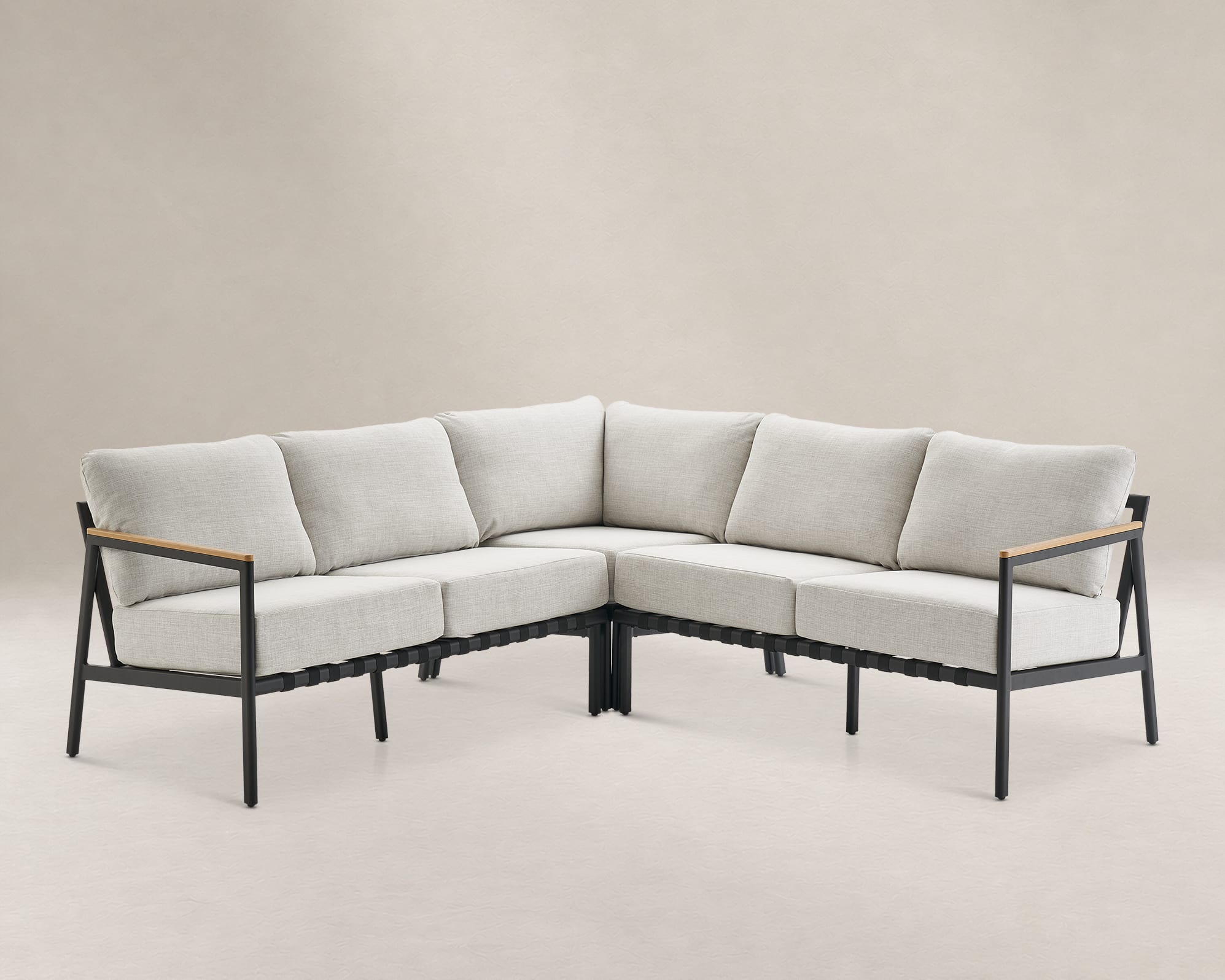 Sorrento Outdoor L-Shape Sectional Sofa 1