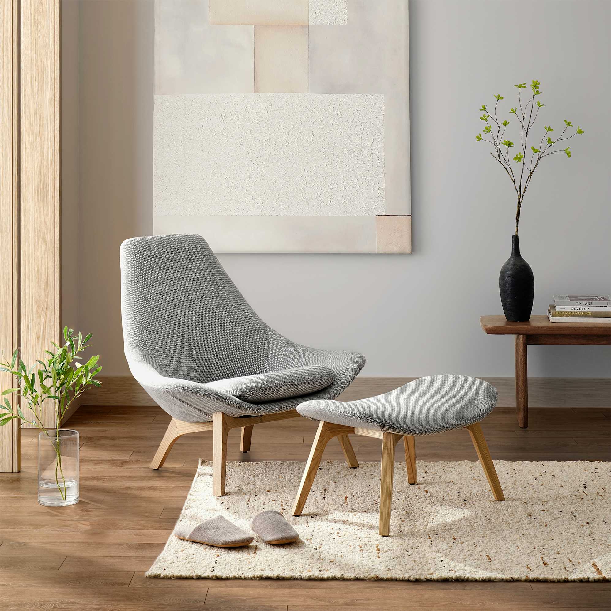 Gable High Armchair & Ottoman Set 4