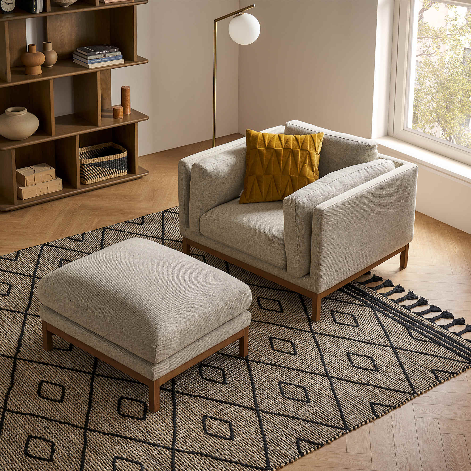 Owen Armchair 4