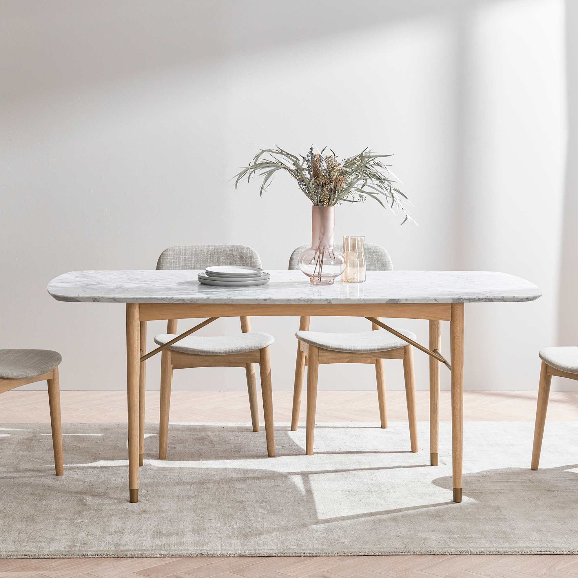 Chelsea Marble Dining Table 0