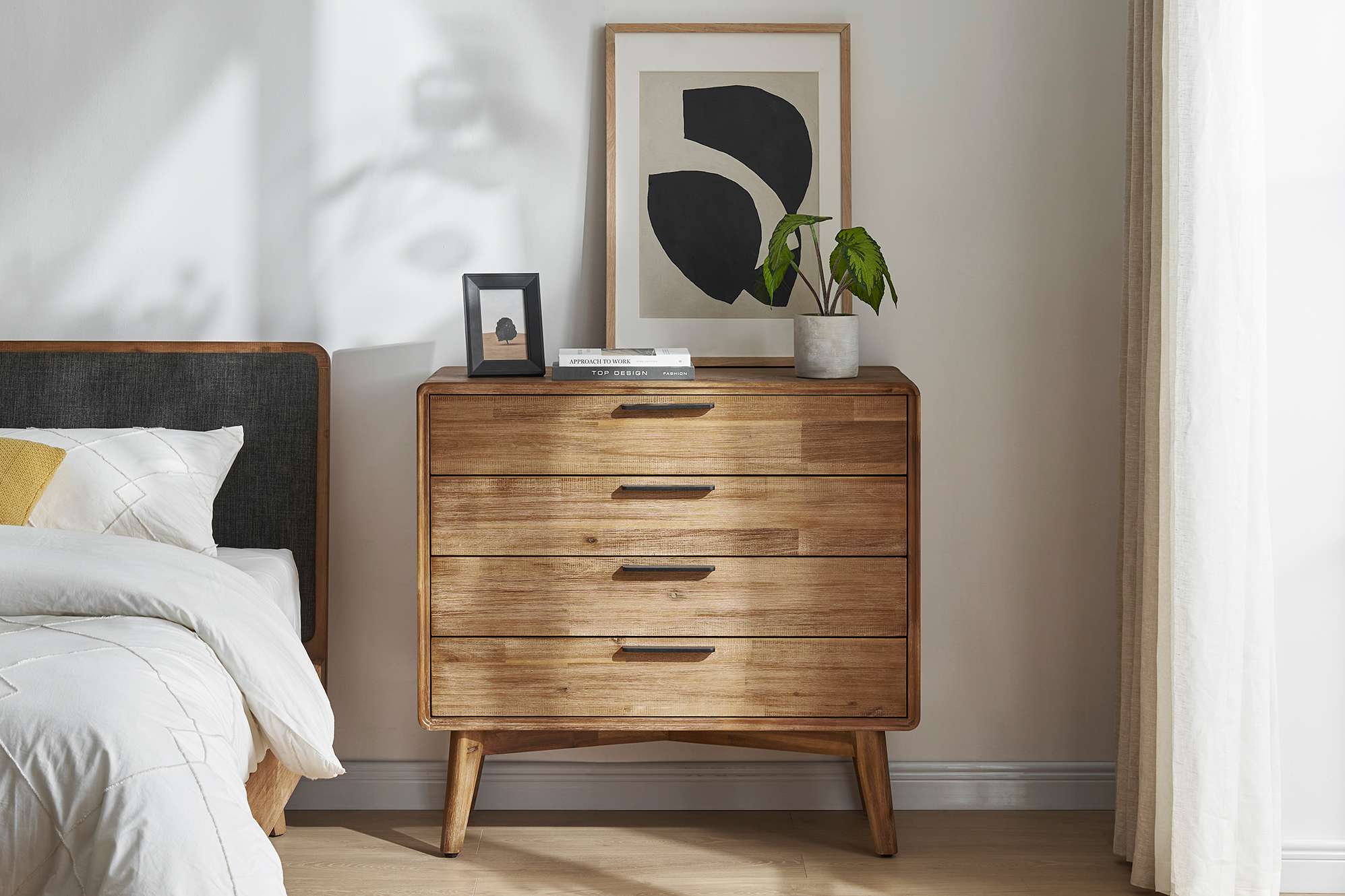 Seb 4-Drawer Dresser 2