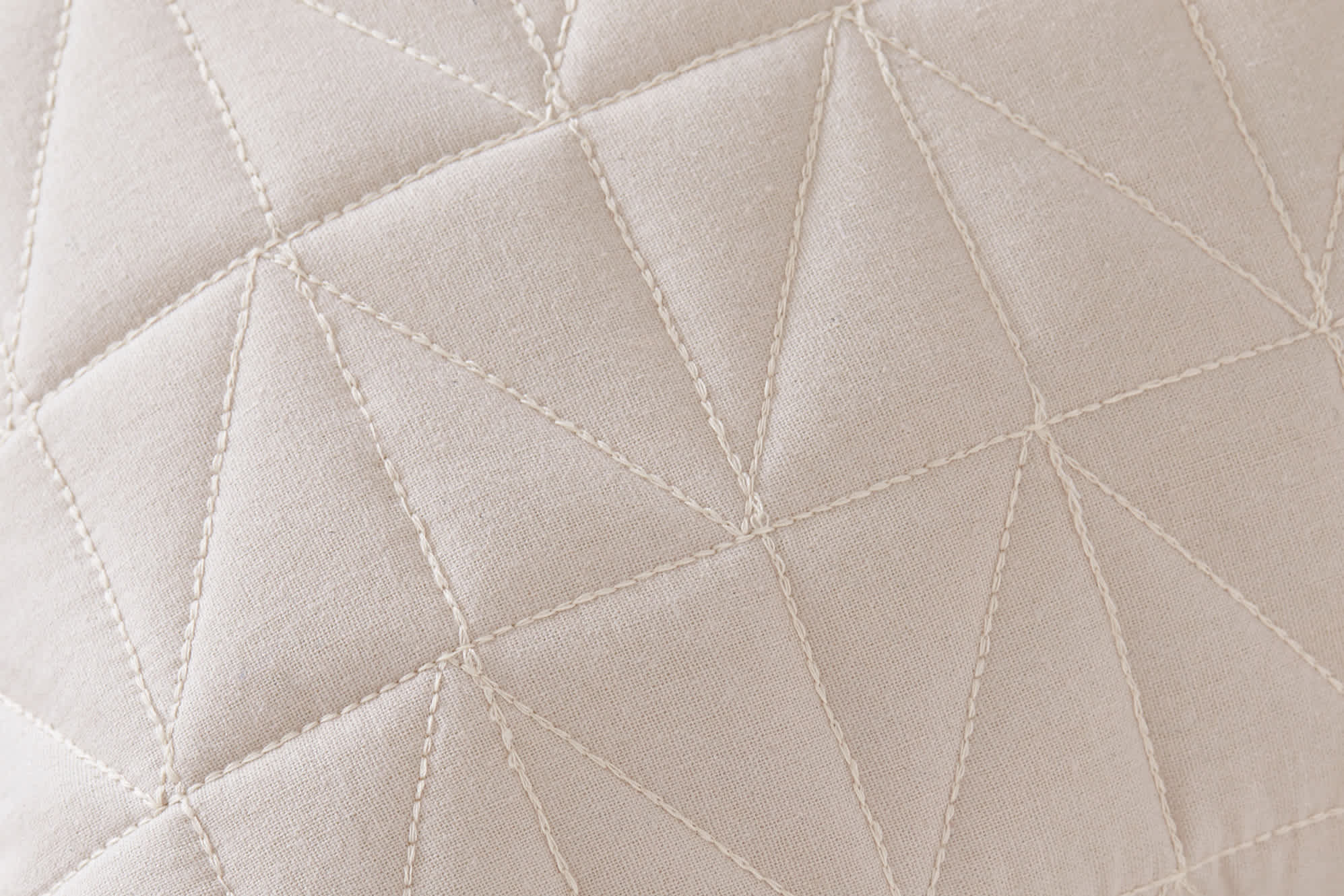 Monty Cushion 2