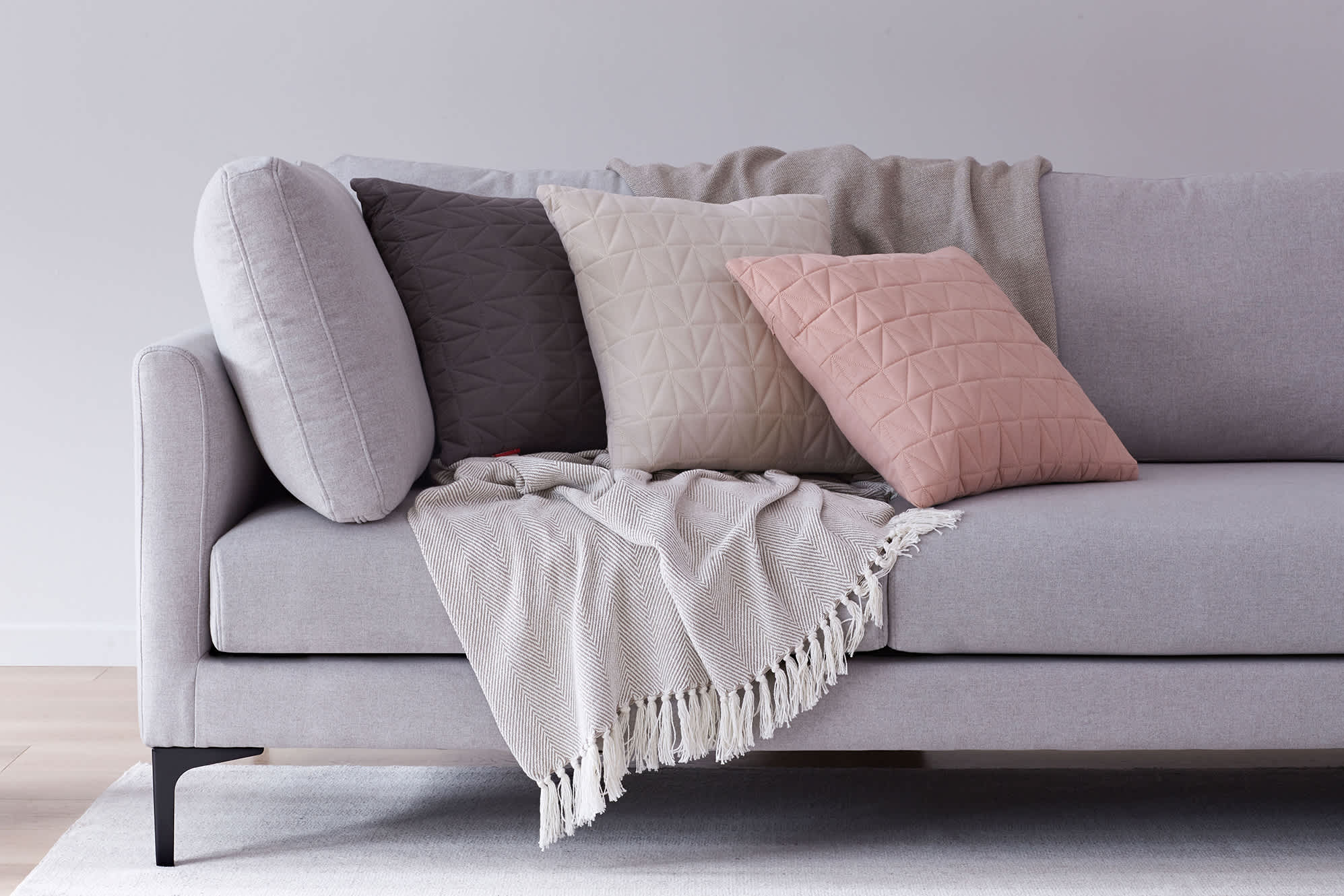 Monty Cushion 1