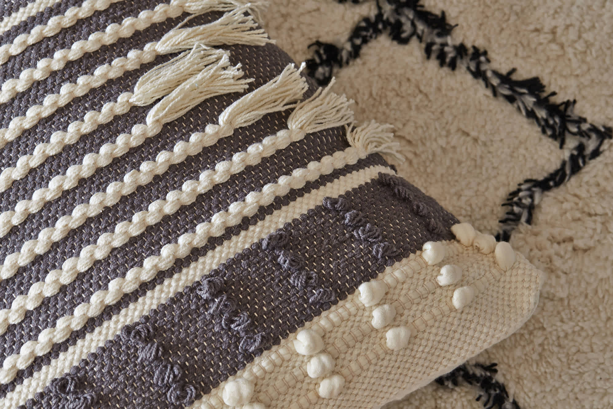 Tammy Rectangular Cushion 2