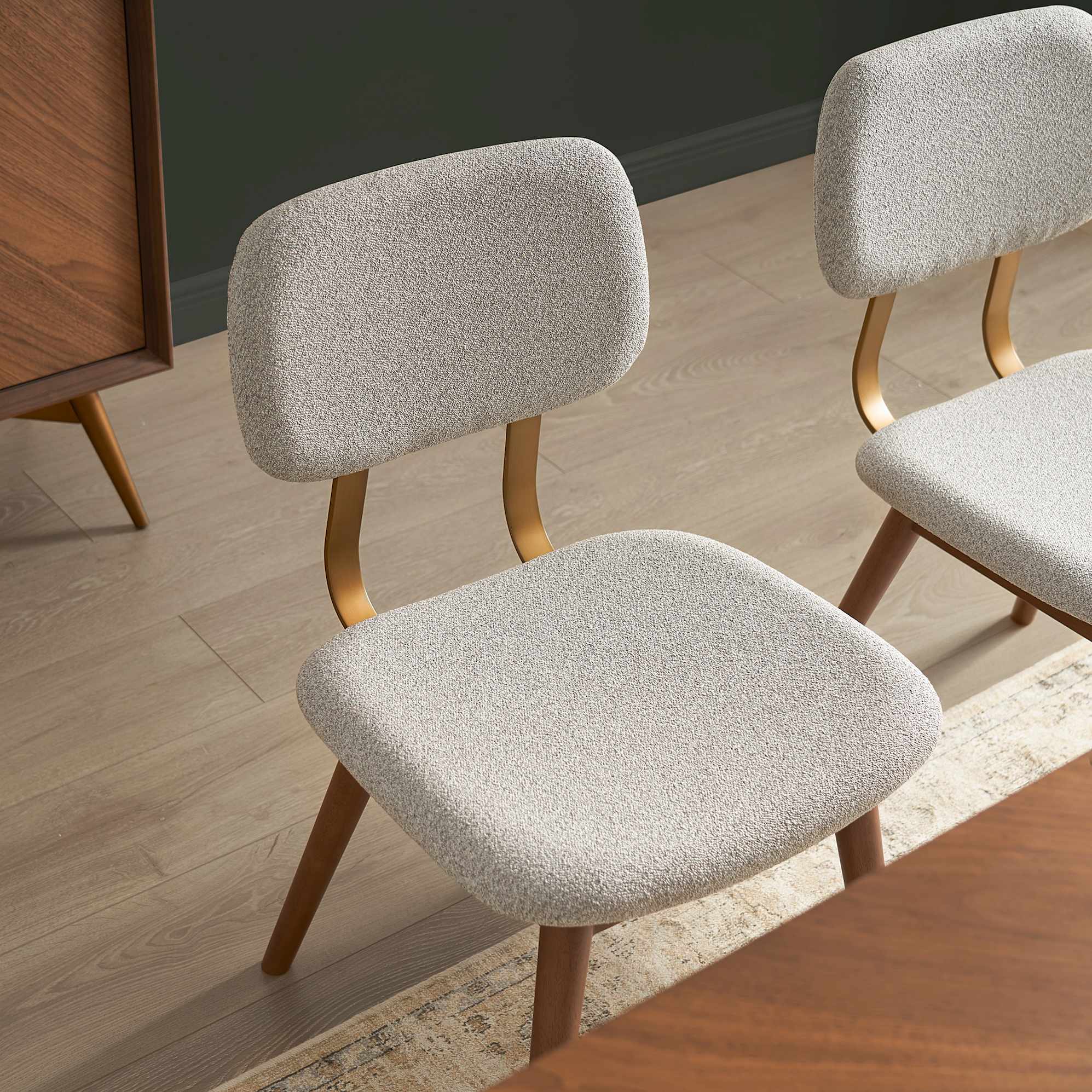 Lily Dining Table with 4 Chairs 10