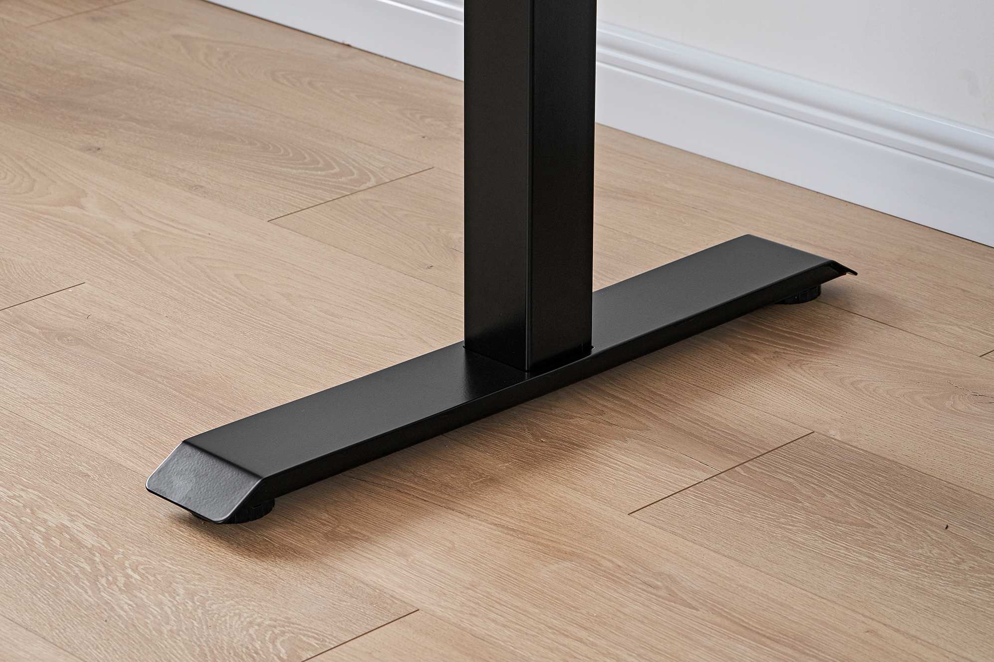 Emmerson Adjustable Standing Desk 4