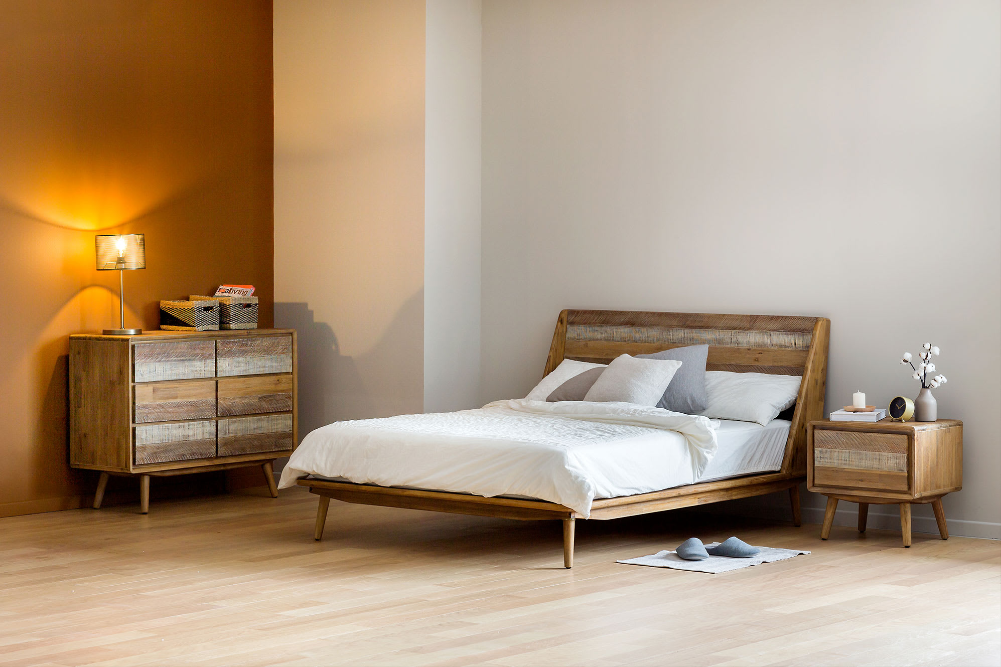 Spot Bed with 2 Spot Bedside Tables 2