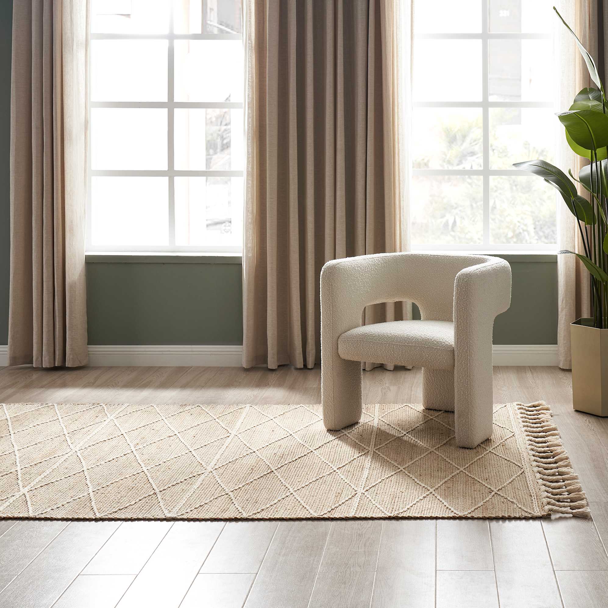 Lilou Jute Area Rug 0