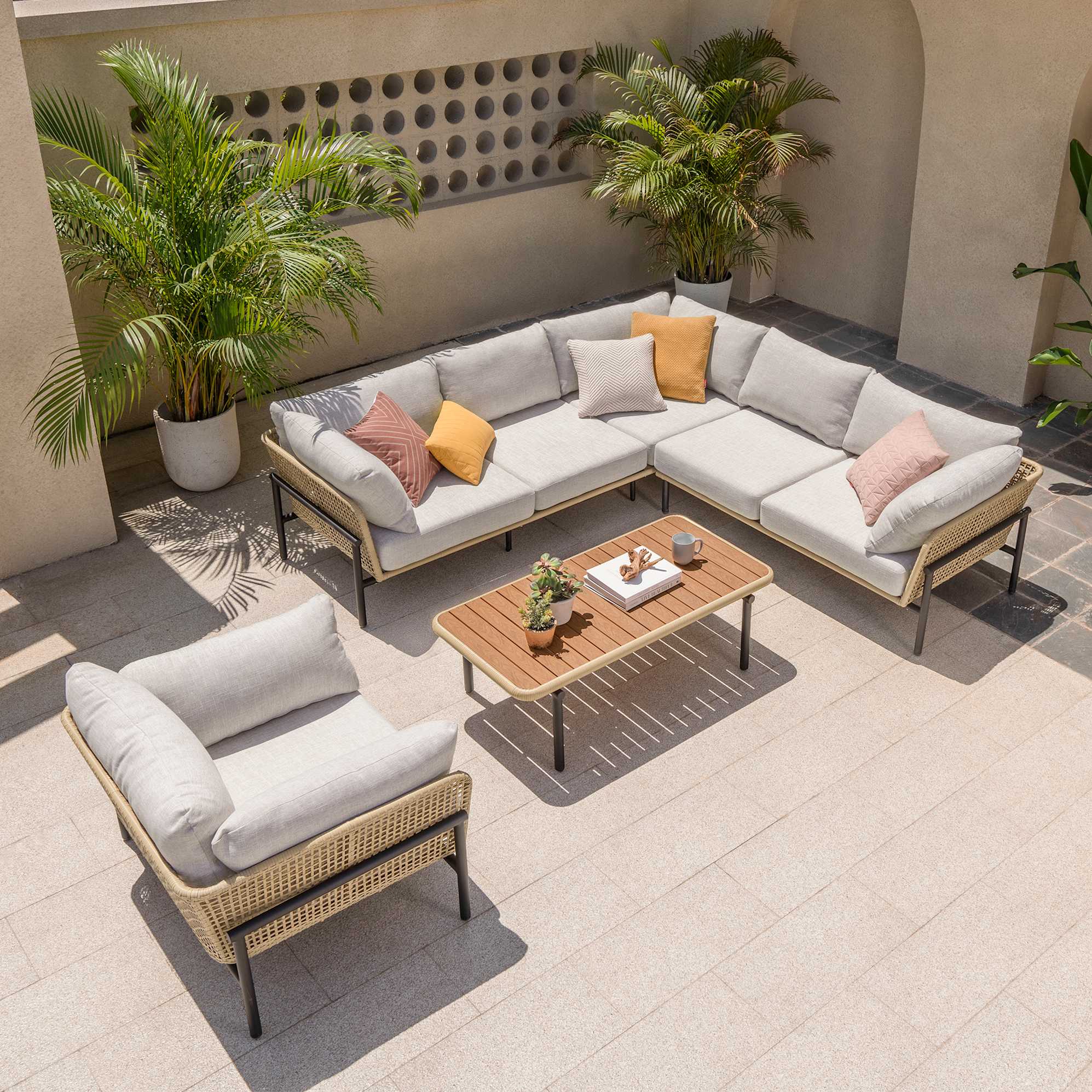 Sierra Outdoor Right Facing 2 Seater Sofa 2