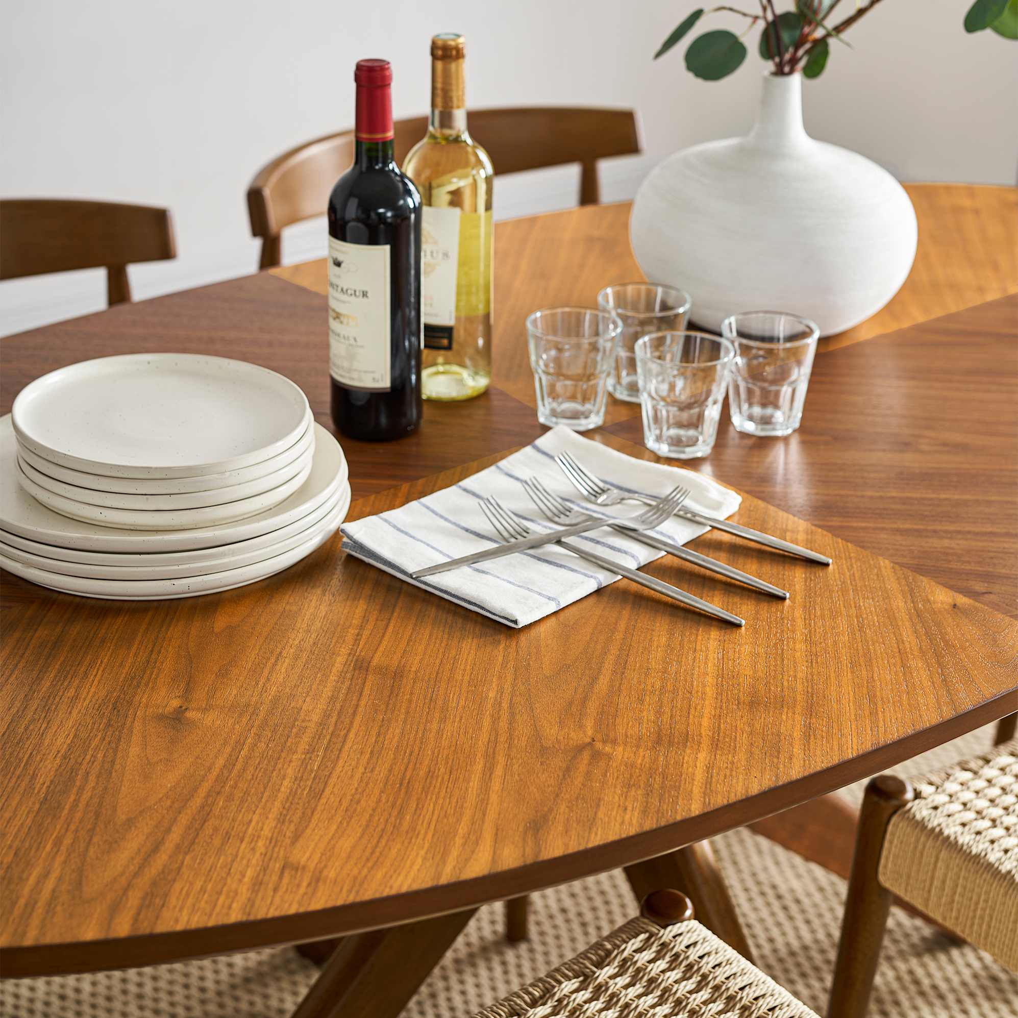 Brighton Oval Dining Table with 4 Carrie Chairs 5