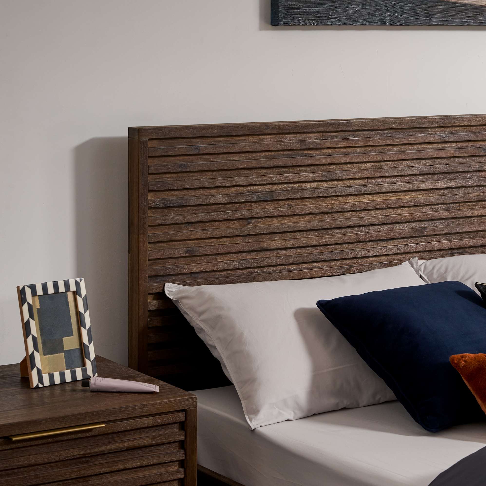 Emery Bed 5