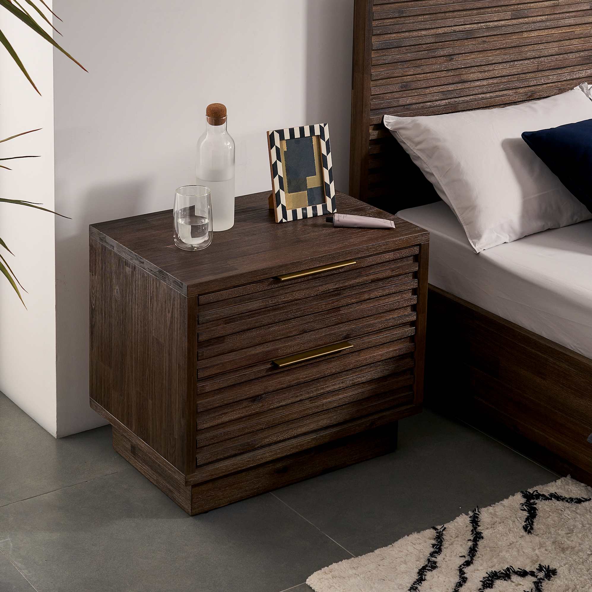 Emery Bed with Bedside Table Set 6