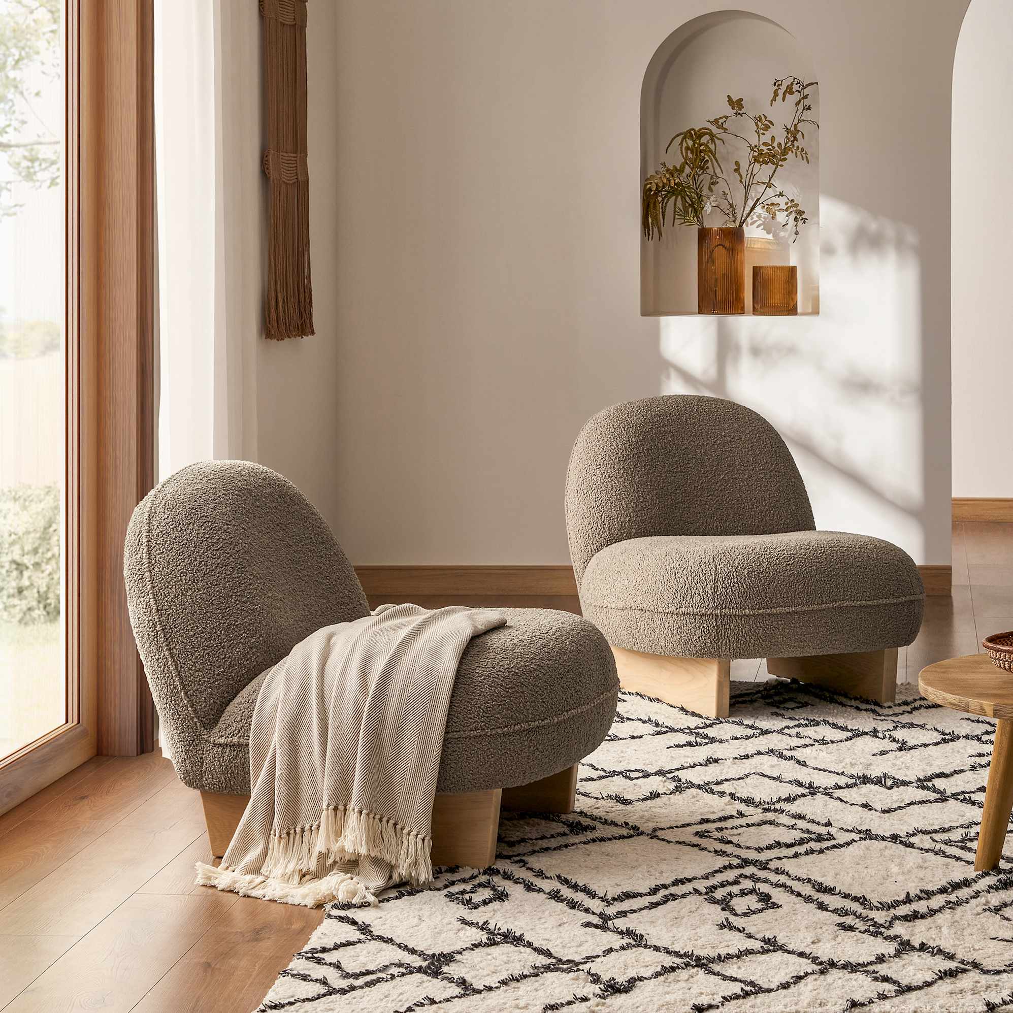 Ingrid Sherpa Chair 3