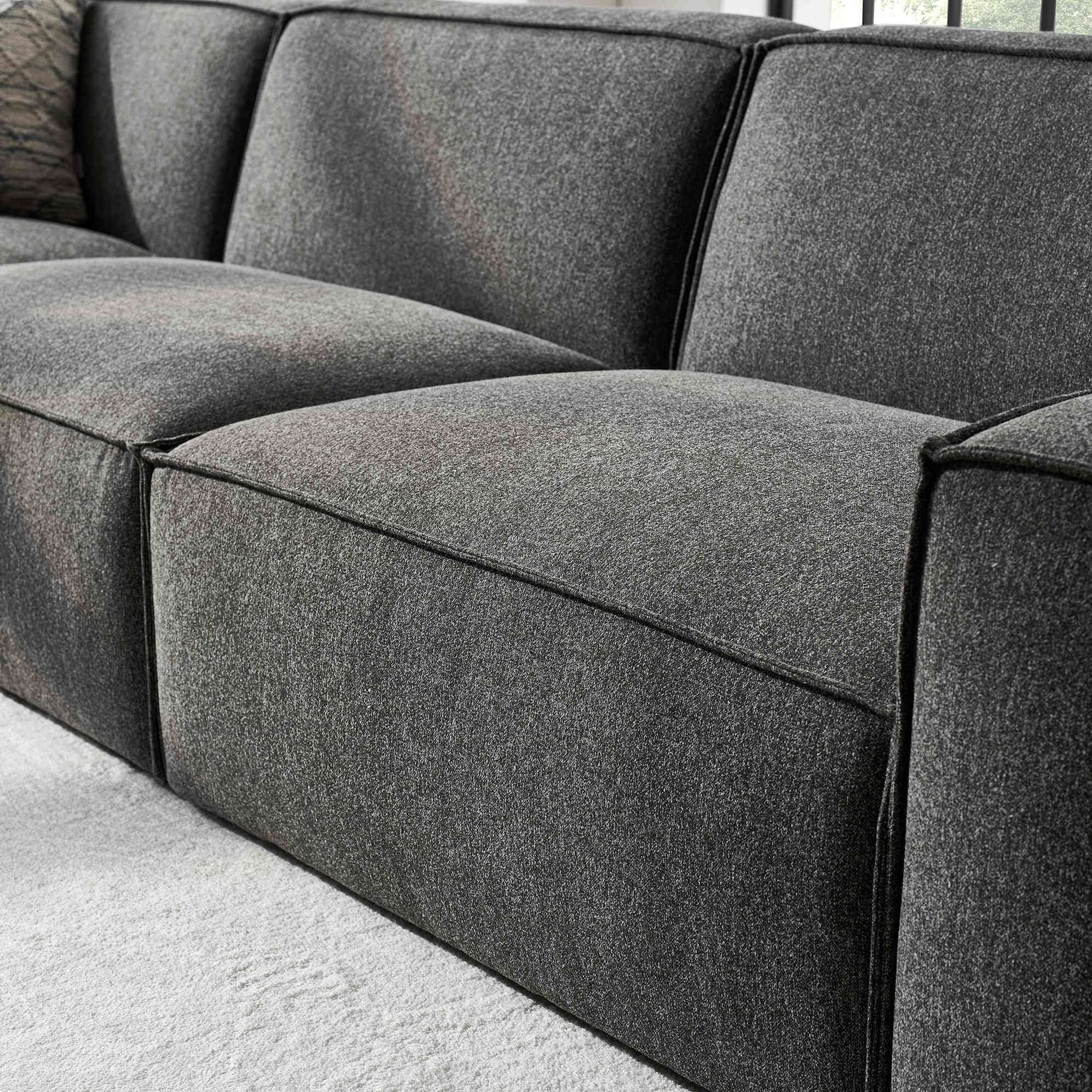 Jonathan Chaise Sectional Sofa with Ottoman 7