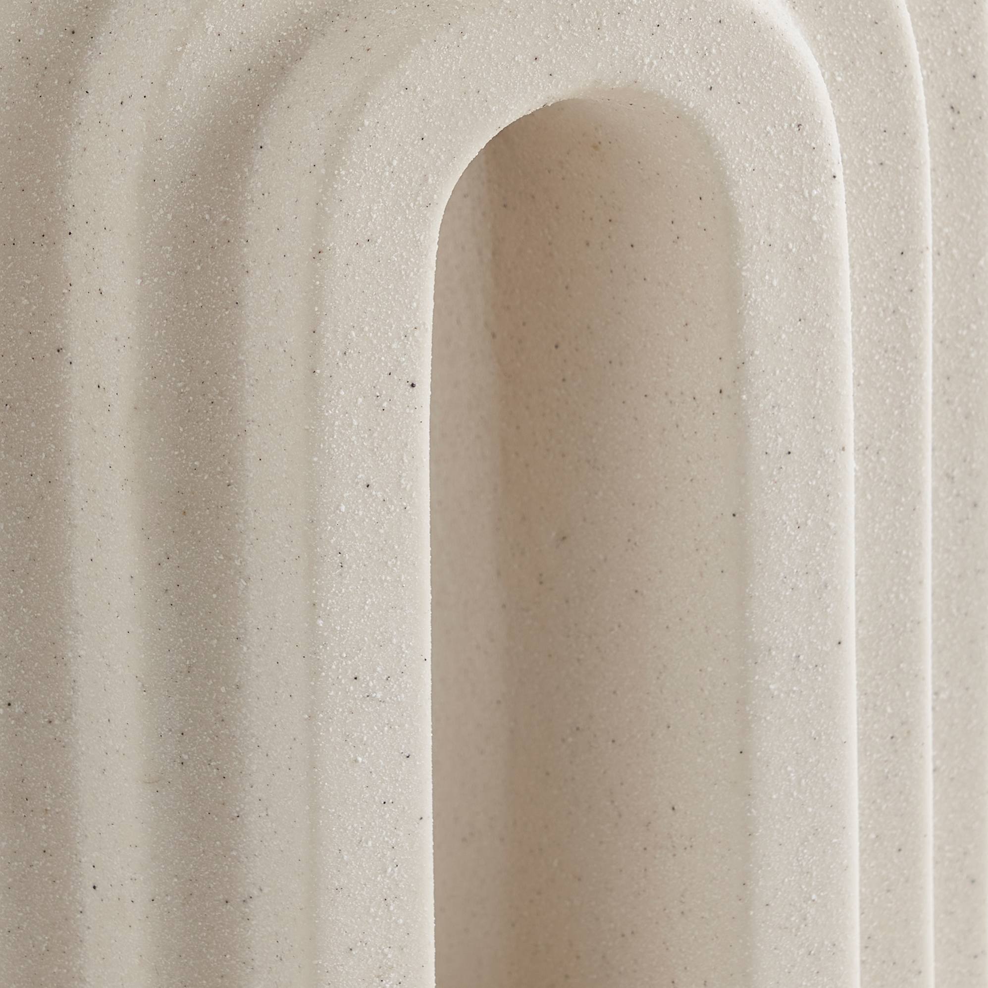 Blanc Arched Table Lamp 5