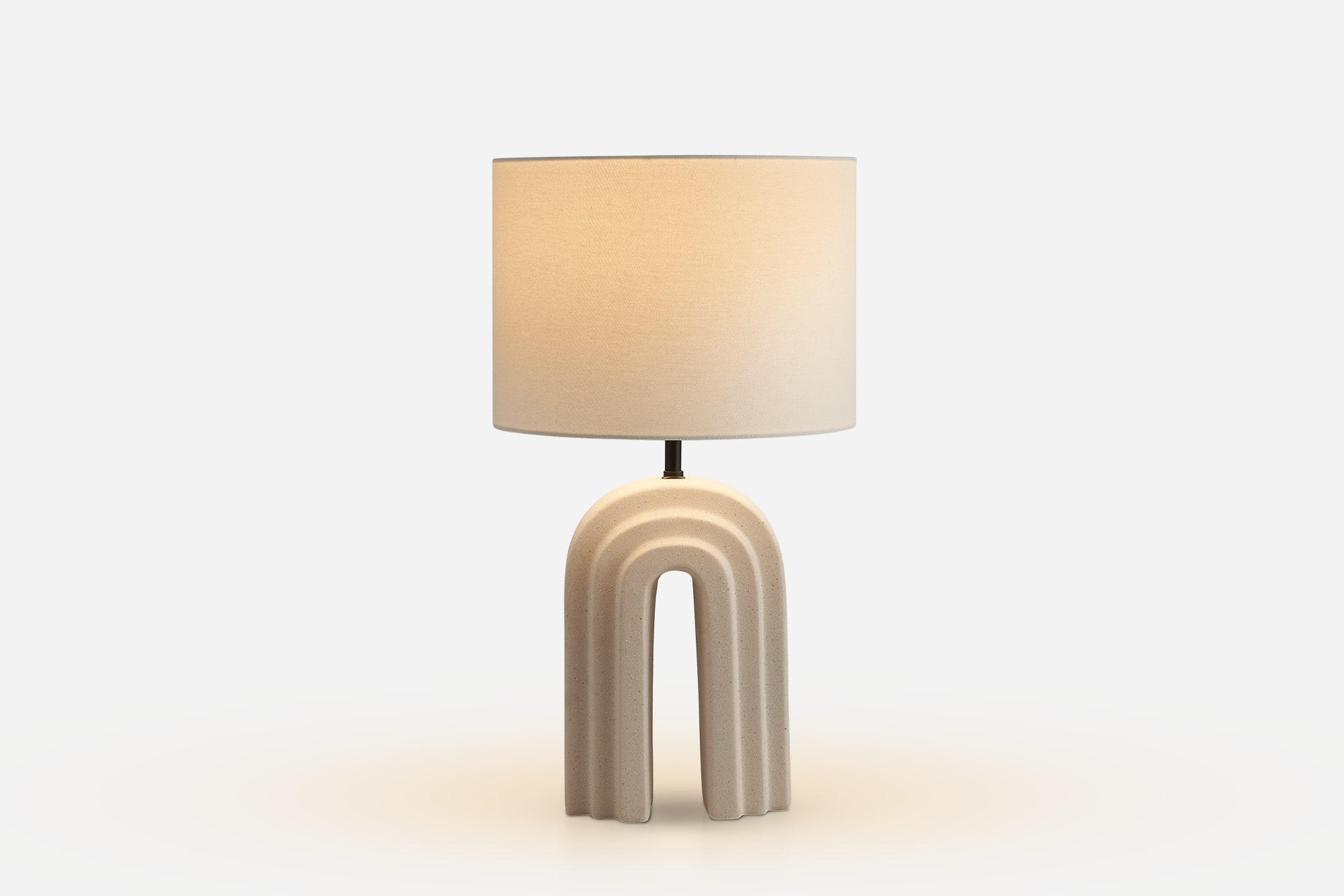 Blanc Arched Table Lamp 2