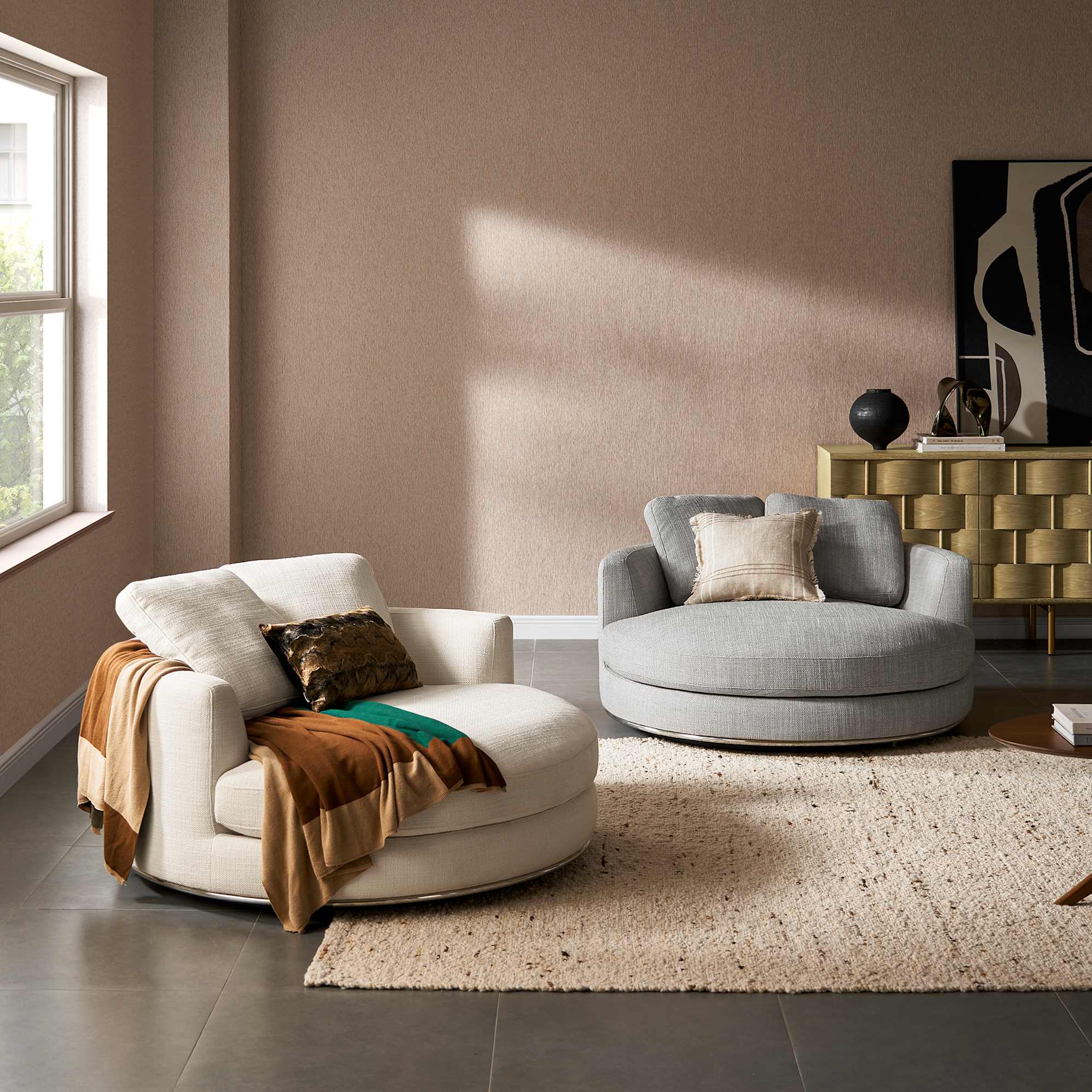 Hamilton Round Swivel 1.5 Seater Armchair 3