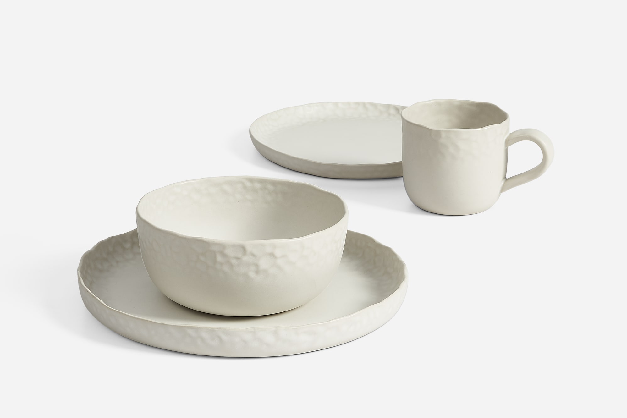 Olivia 4-Piece Dinnerware Set 1