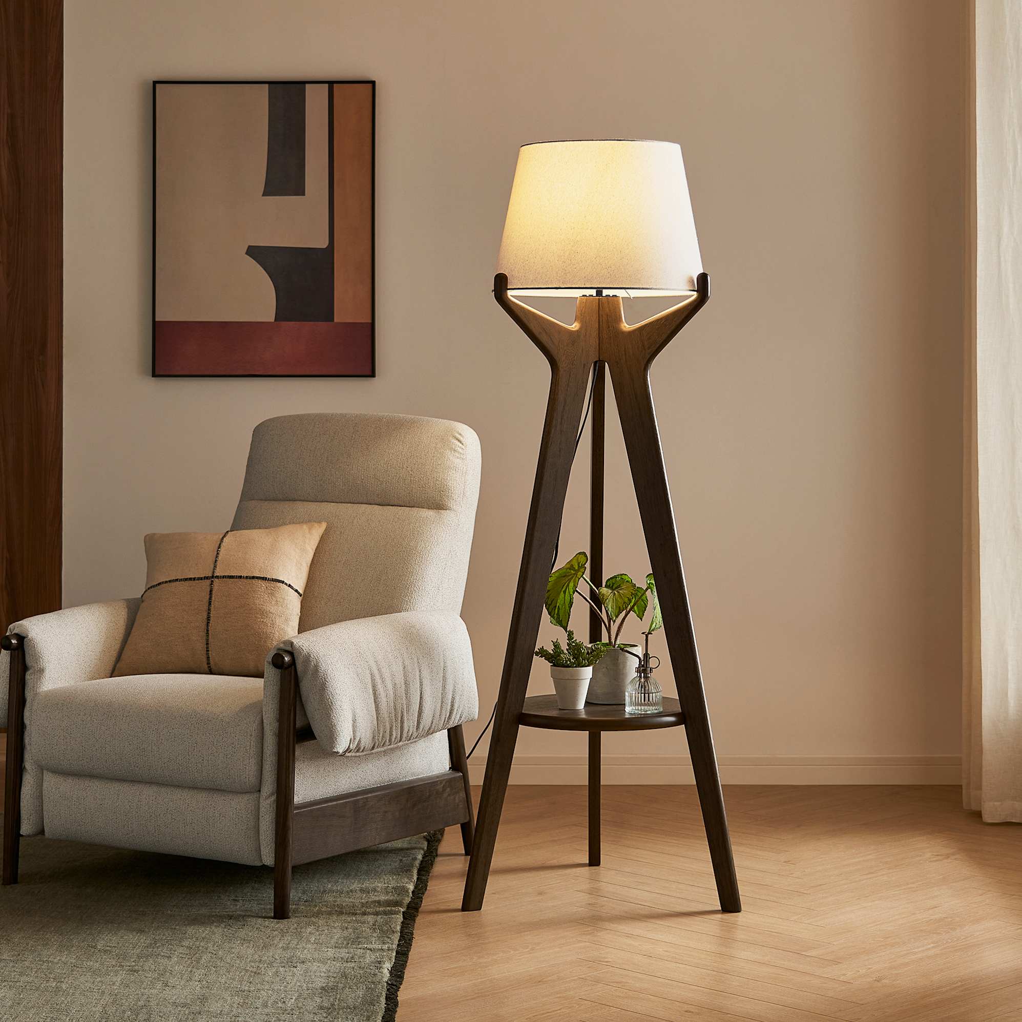 Karo Tripod Floor Lamp, Caramel 0