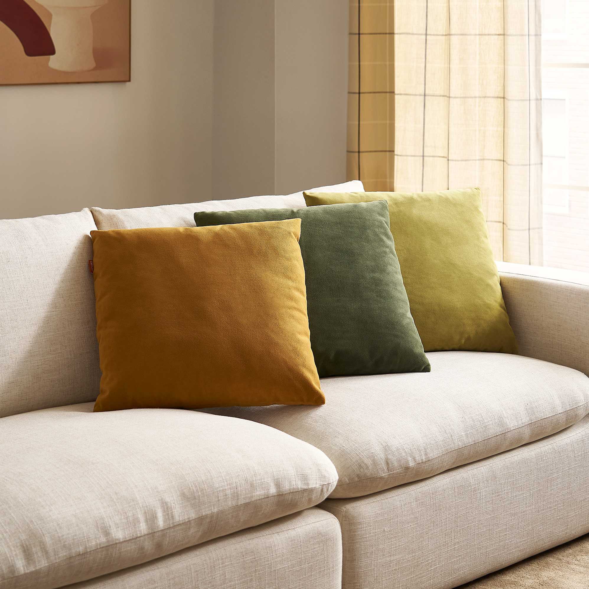 Velluto Cushion 1