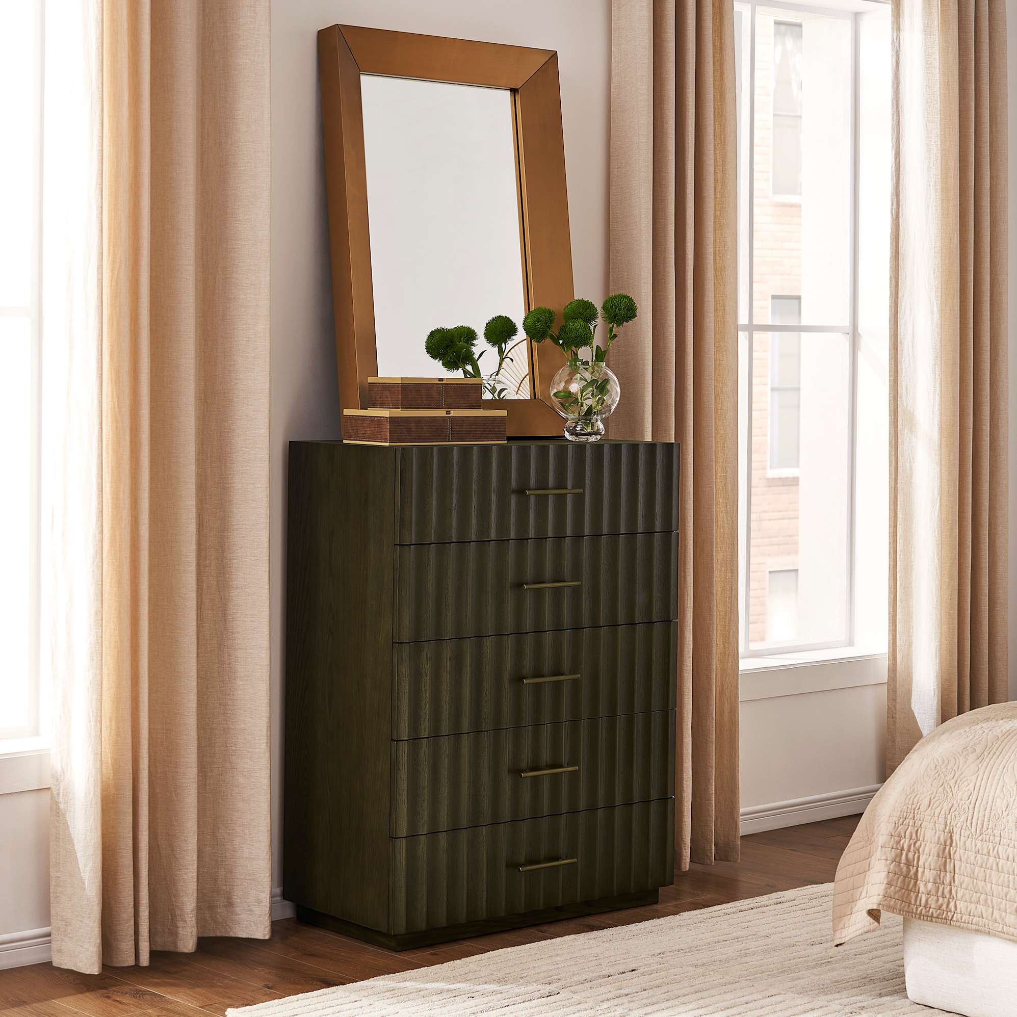 Sloane 5-Drawer Dresser 3