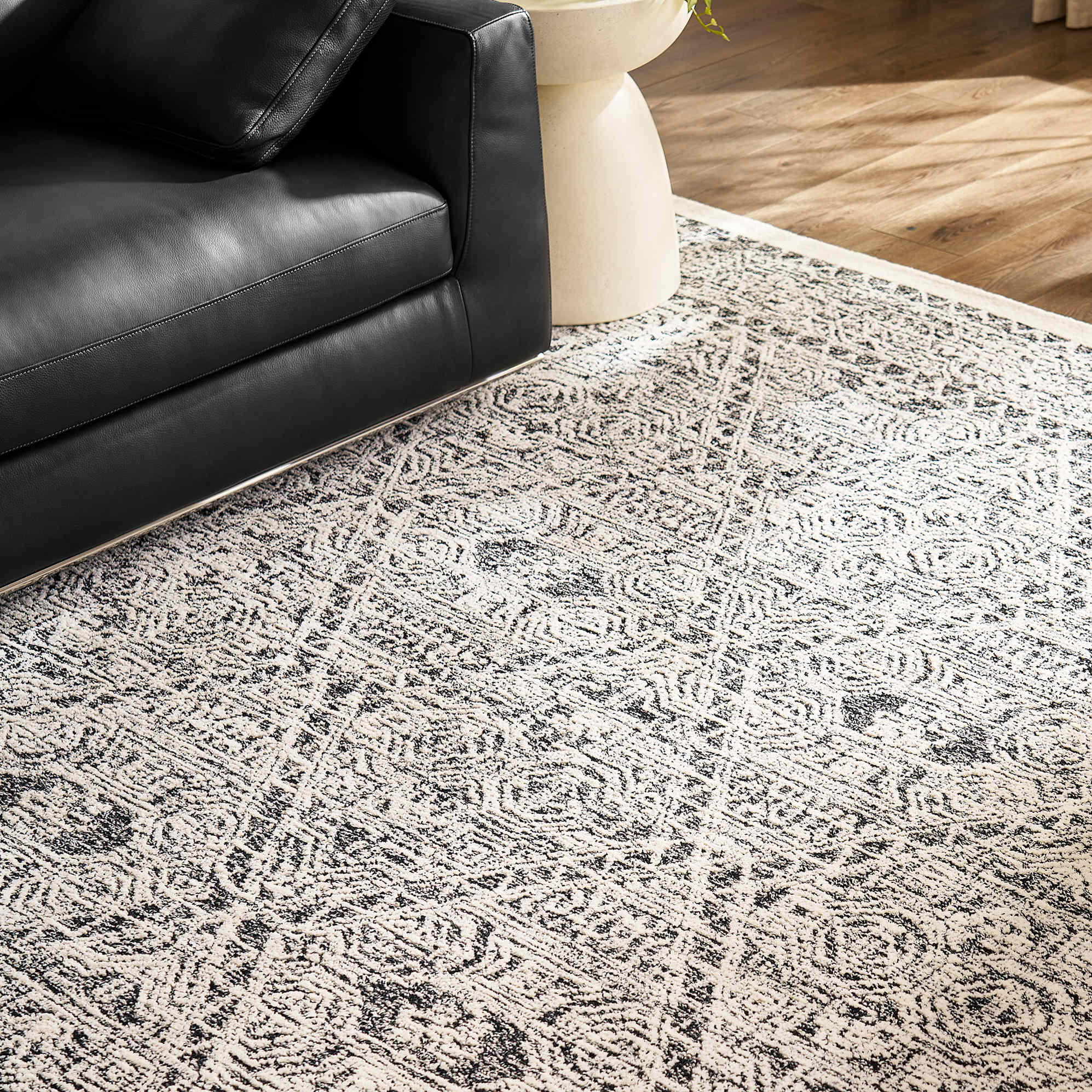 Lumi Area Rug 2