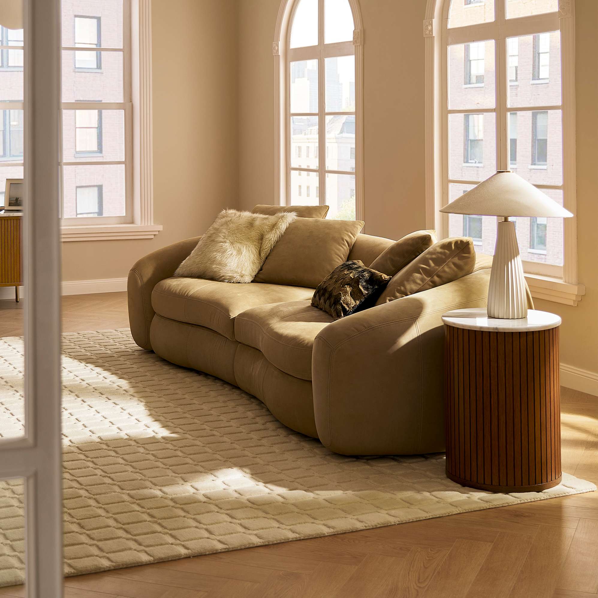 Fable Leather Right Arm Sofa 2