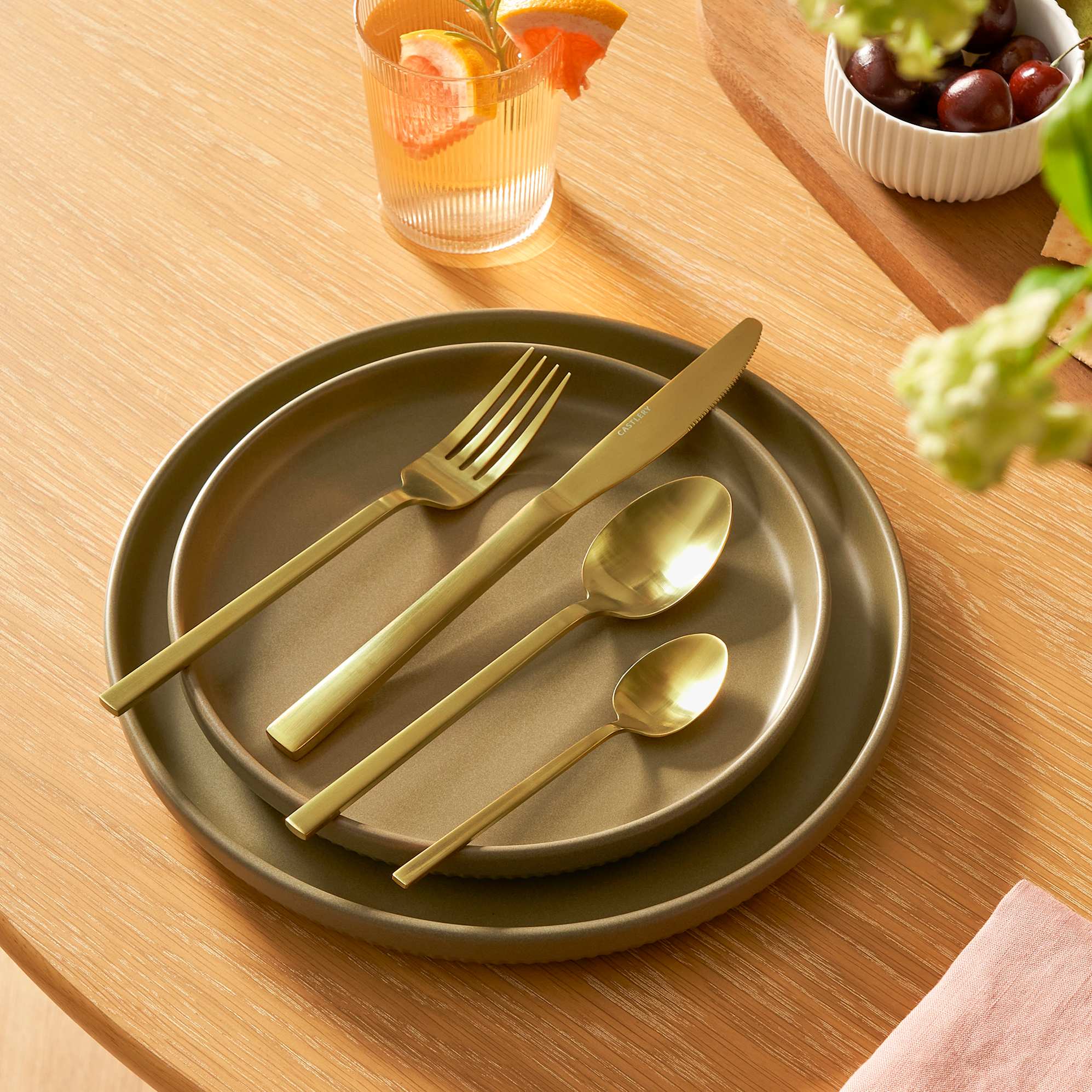 James 16-Piece Cutlery Set 0