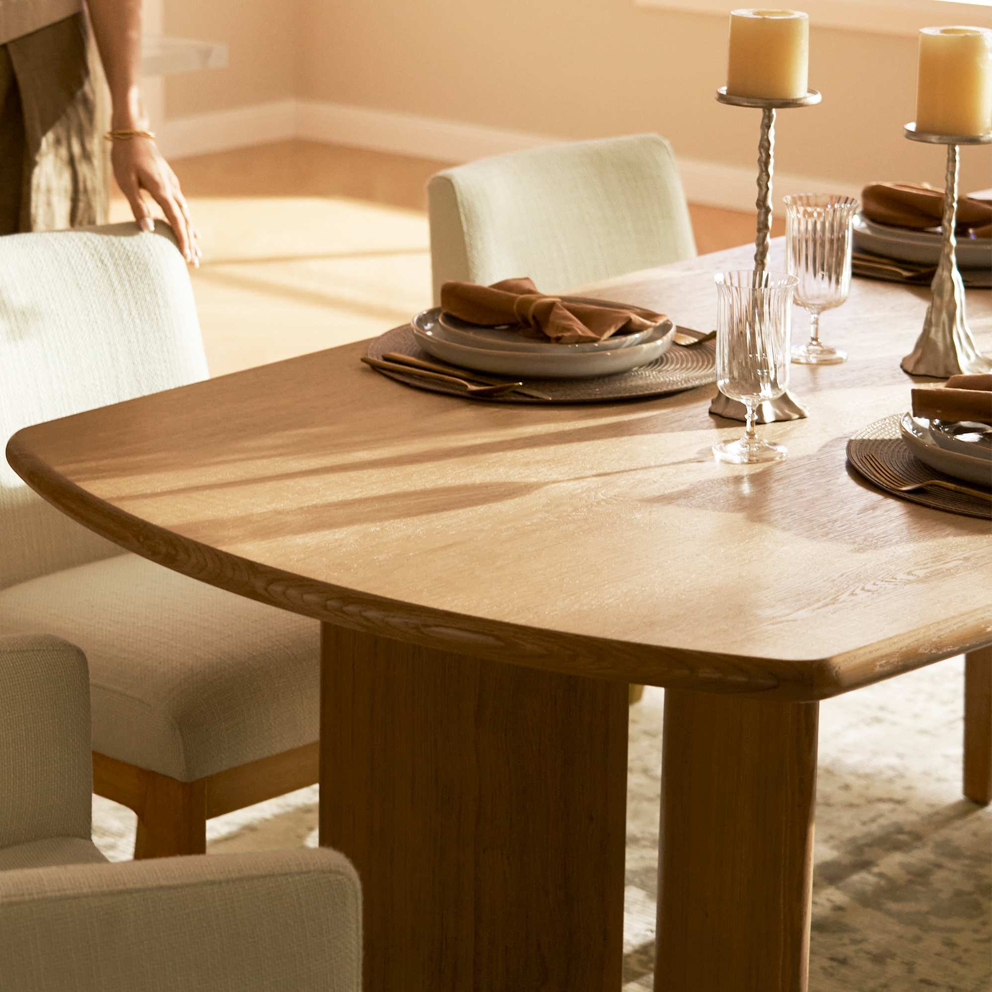 Dawson Right Wide Chaise 3