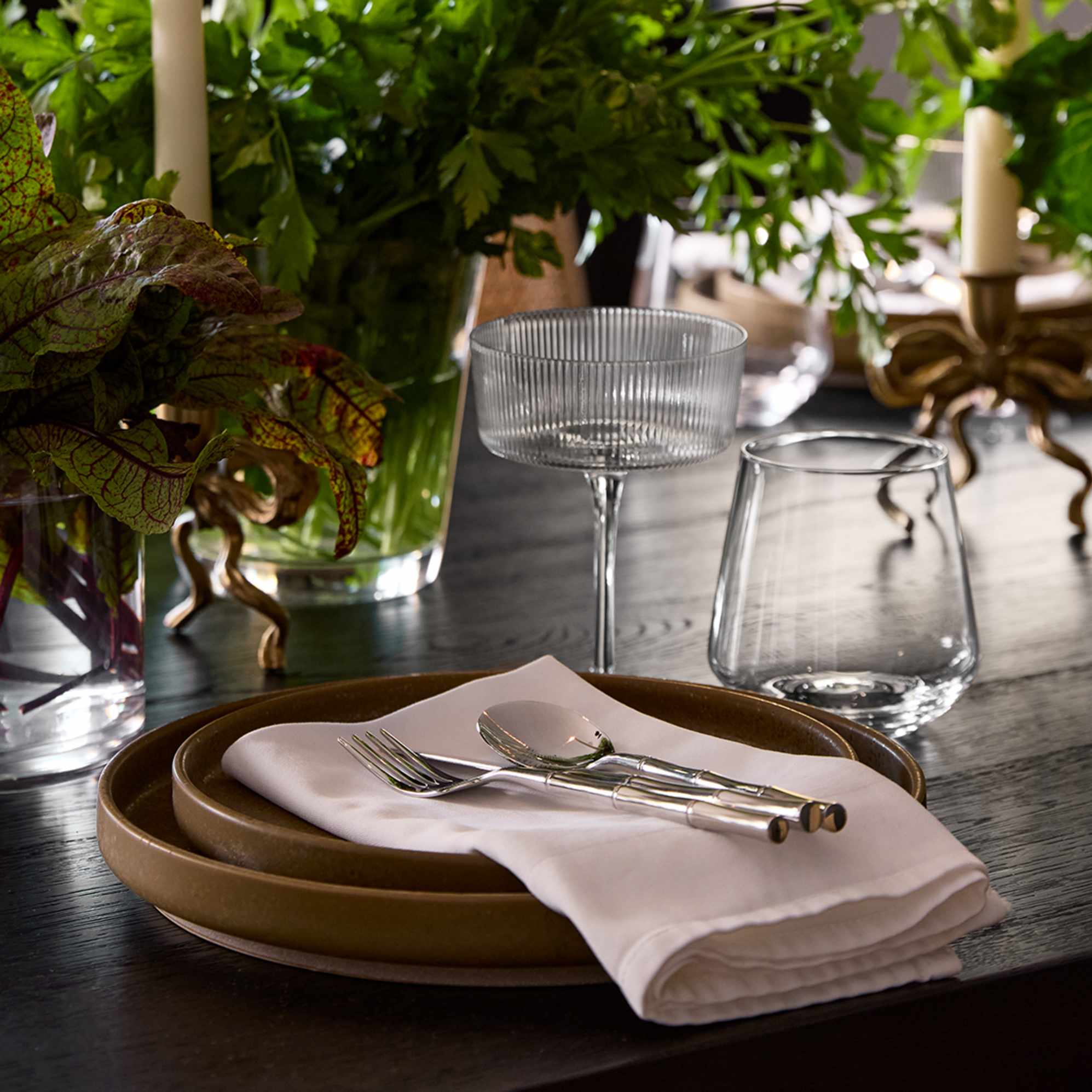 Kai 16-Piece Cutlery Set 5