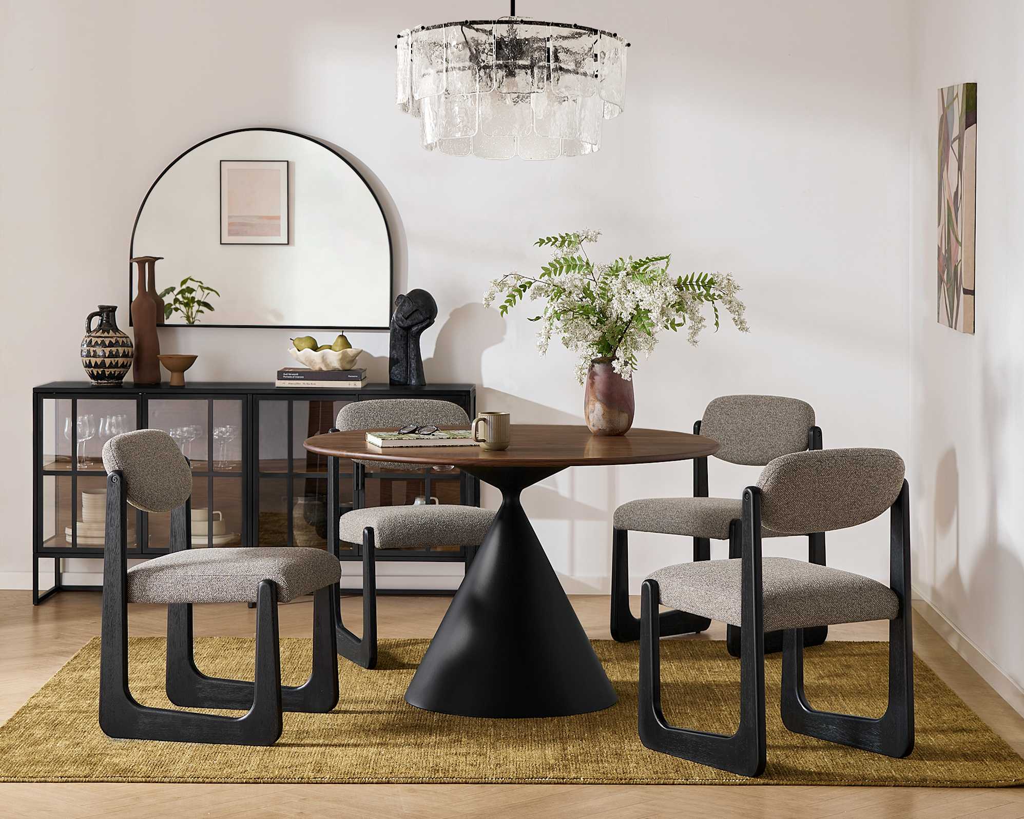 Forma Round Dining Table 3