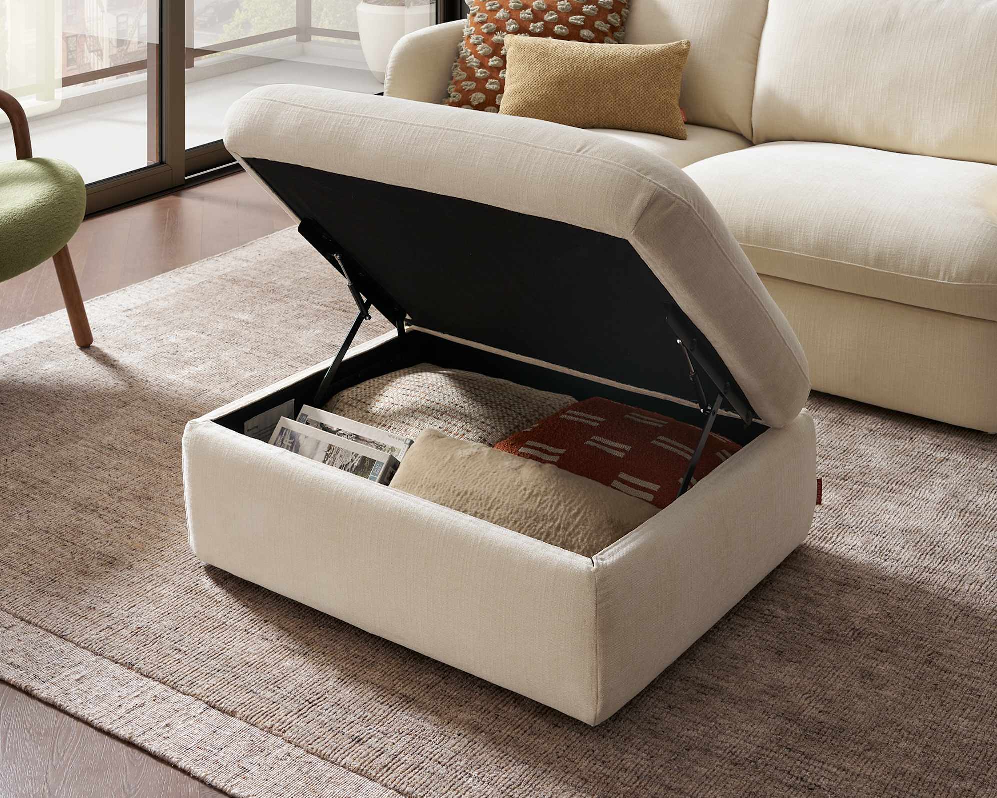 Ollie Storage Chaise Sectional Sofa with Ottoman 3