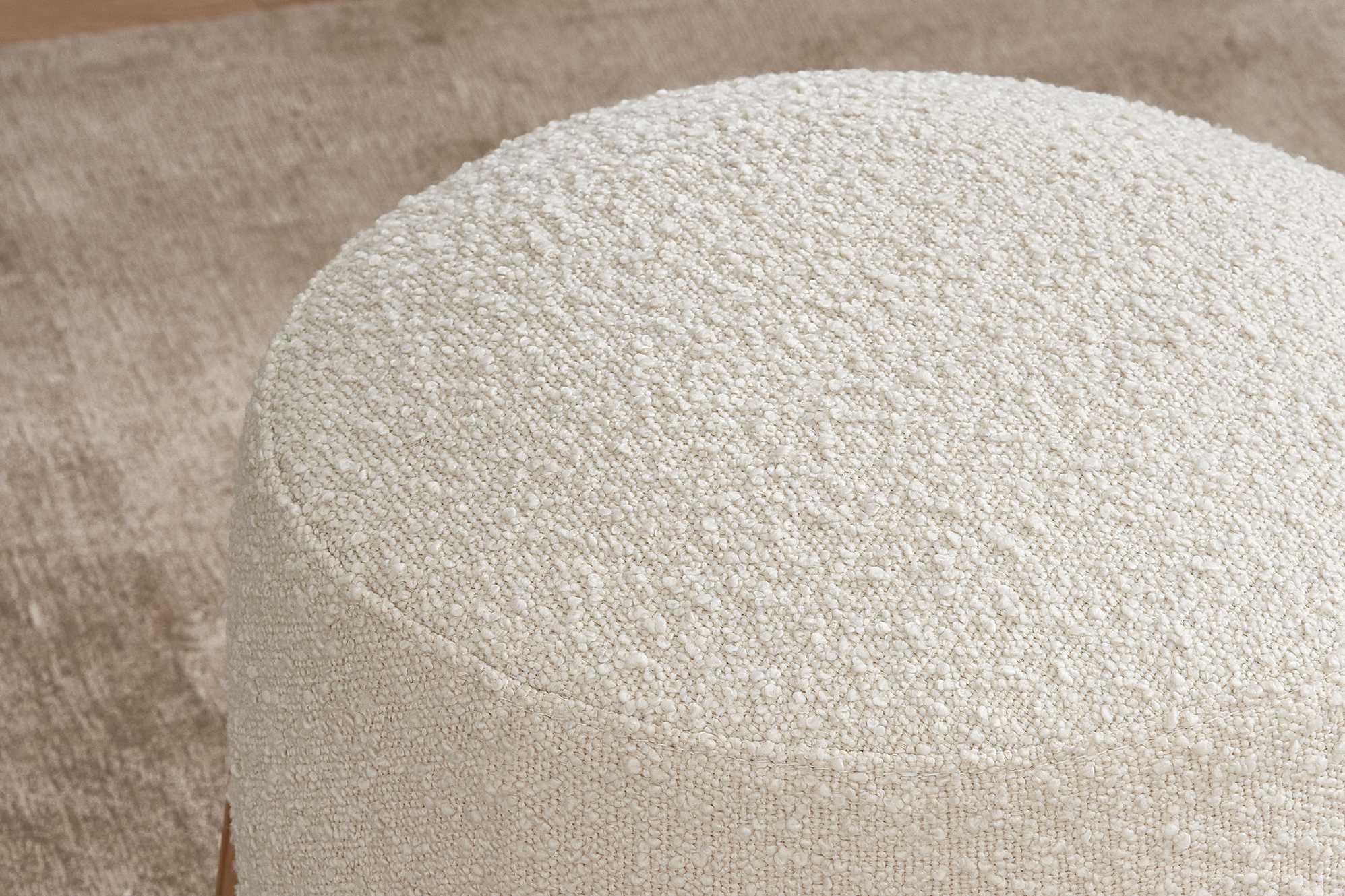 Kit Bouclé Stool 7