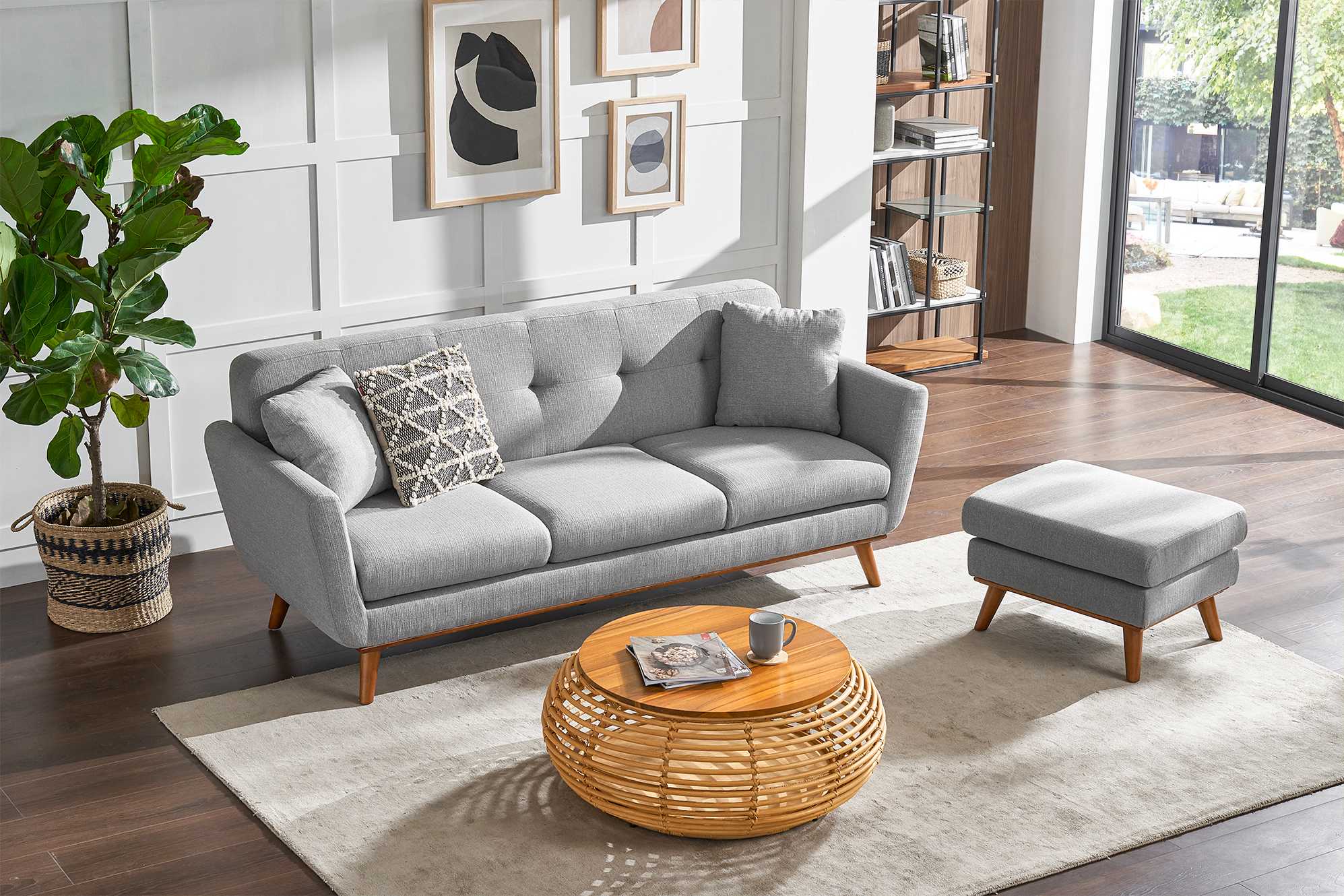 Hans Sofa with Ottoman 2
