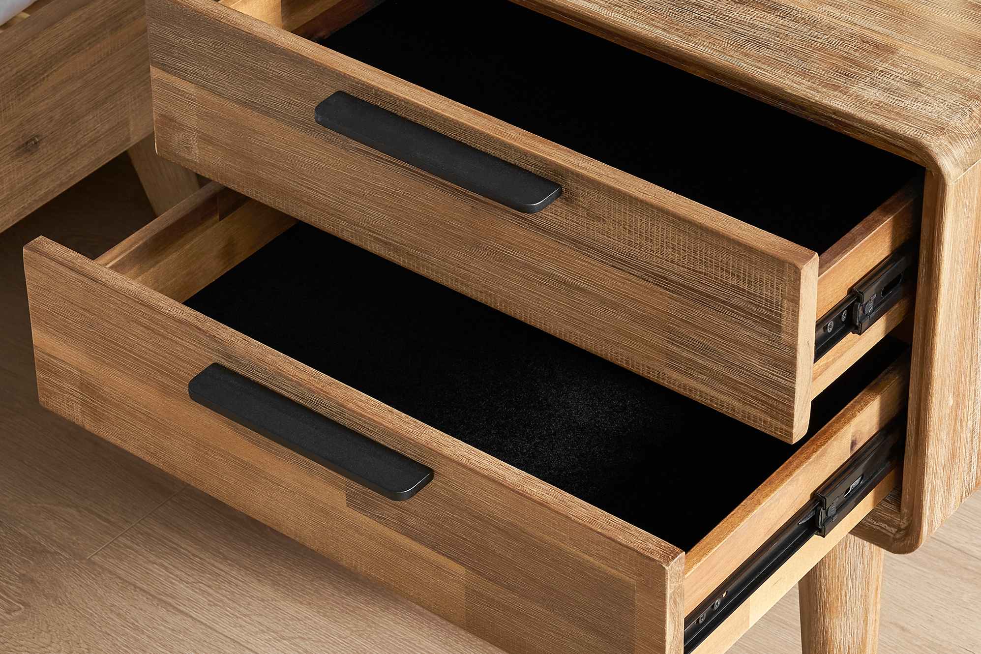 Madison Bed with Seb Bedside Table Set 9