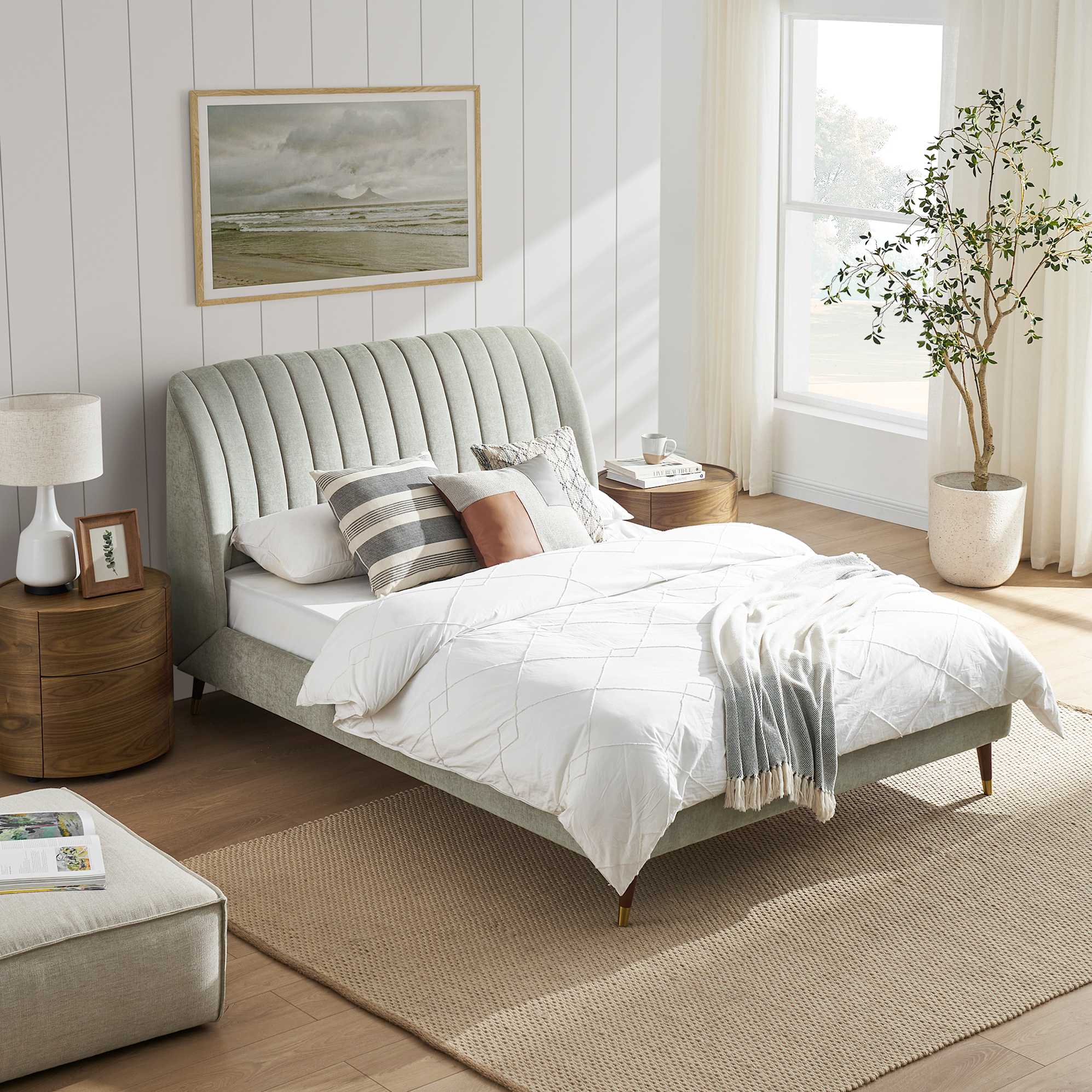 Lexi Queen Size Tufted Bed, Nickel Grey lifestyle