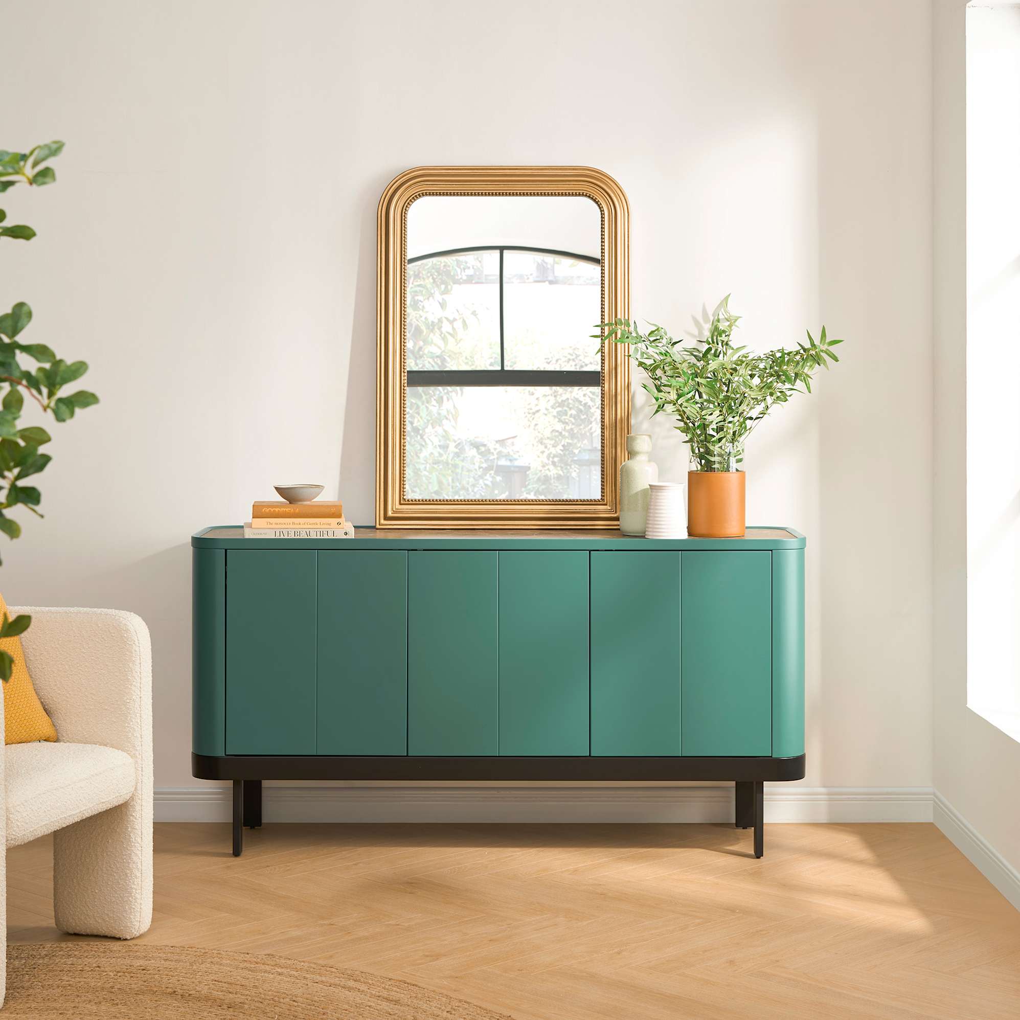Luna Sideboard 3