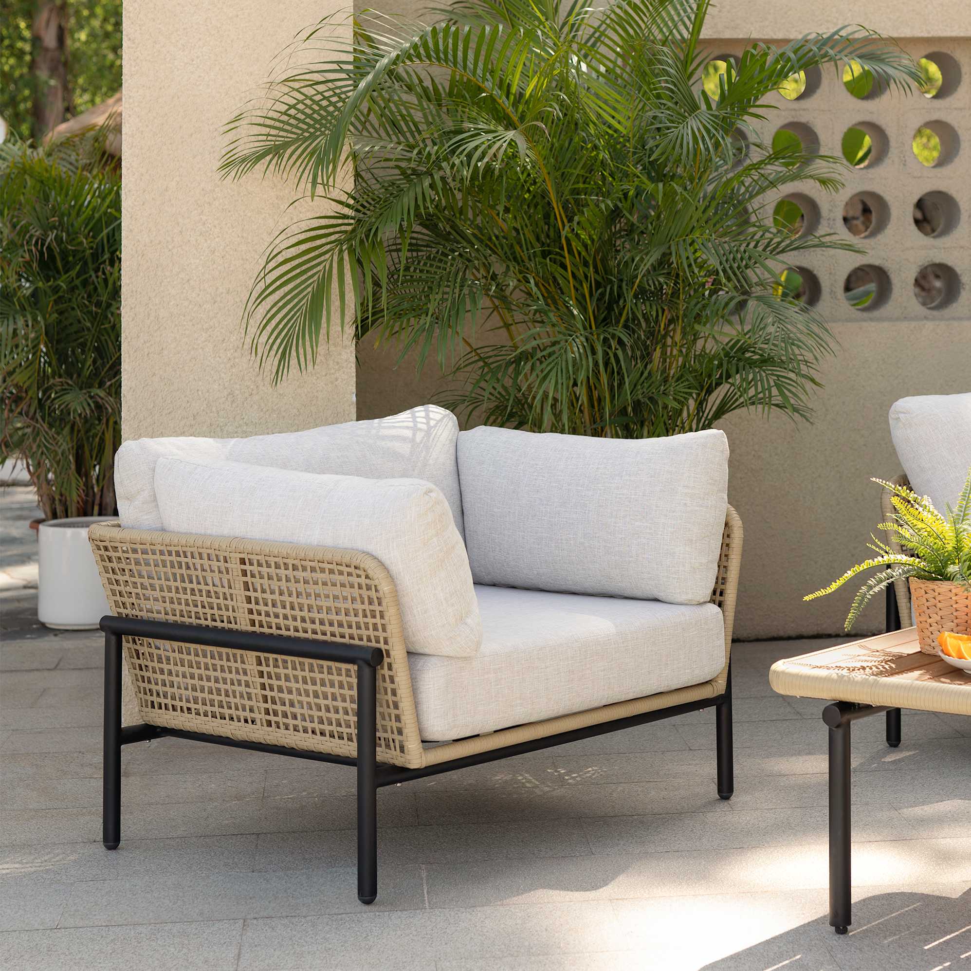 Sierra Garden Sofa, 2 Lounge Chair & Coffee Table Set 5