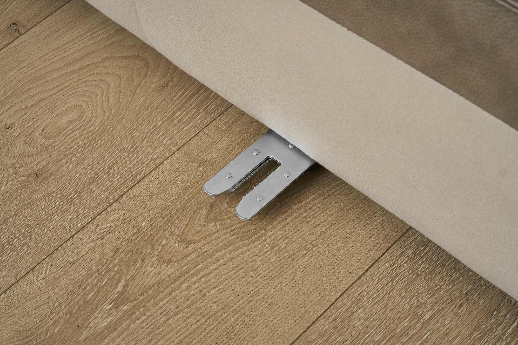 Jonathan Leather Extended Sofa with Ottoman