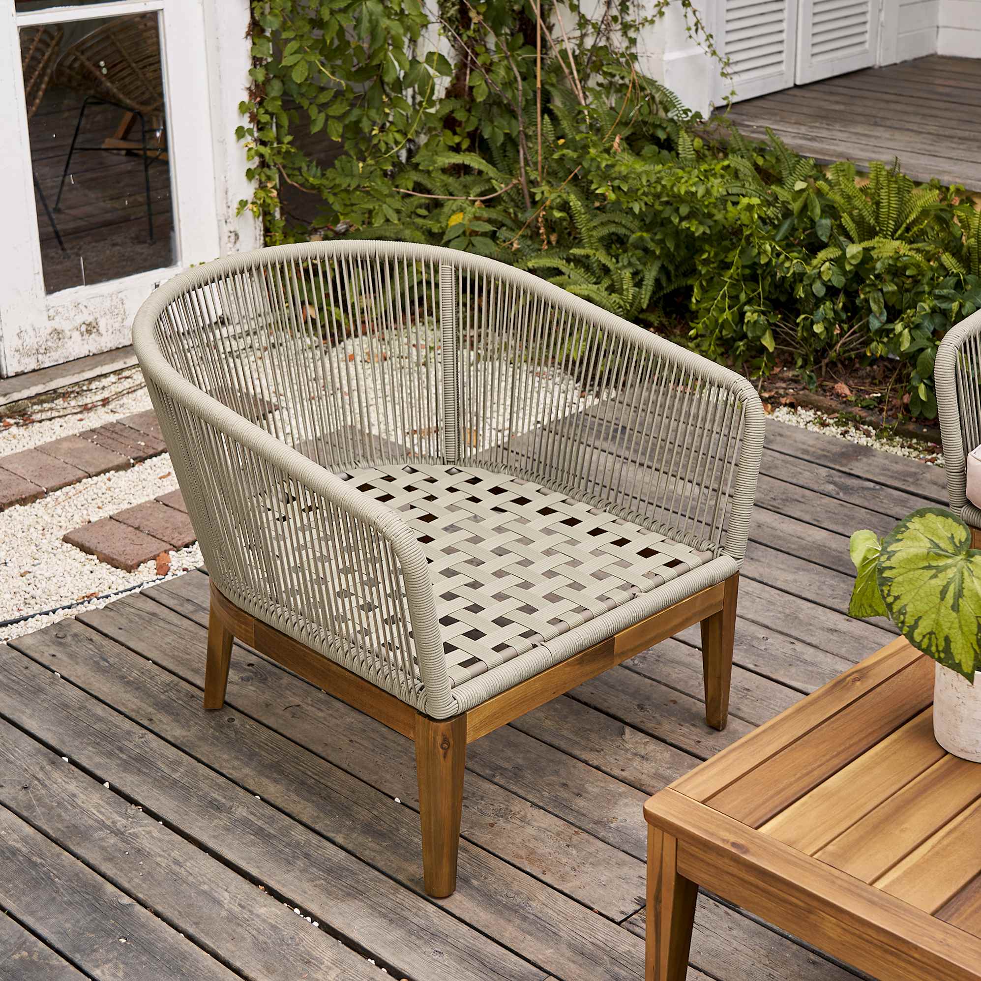 Maui Outdoor 2 Lounge Chairs & Coffee Table Set 7