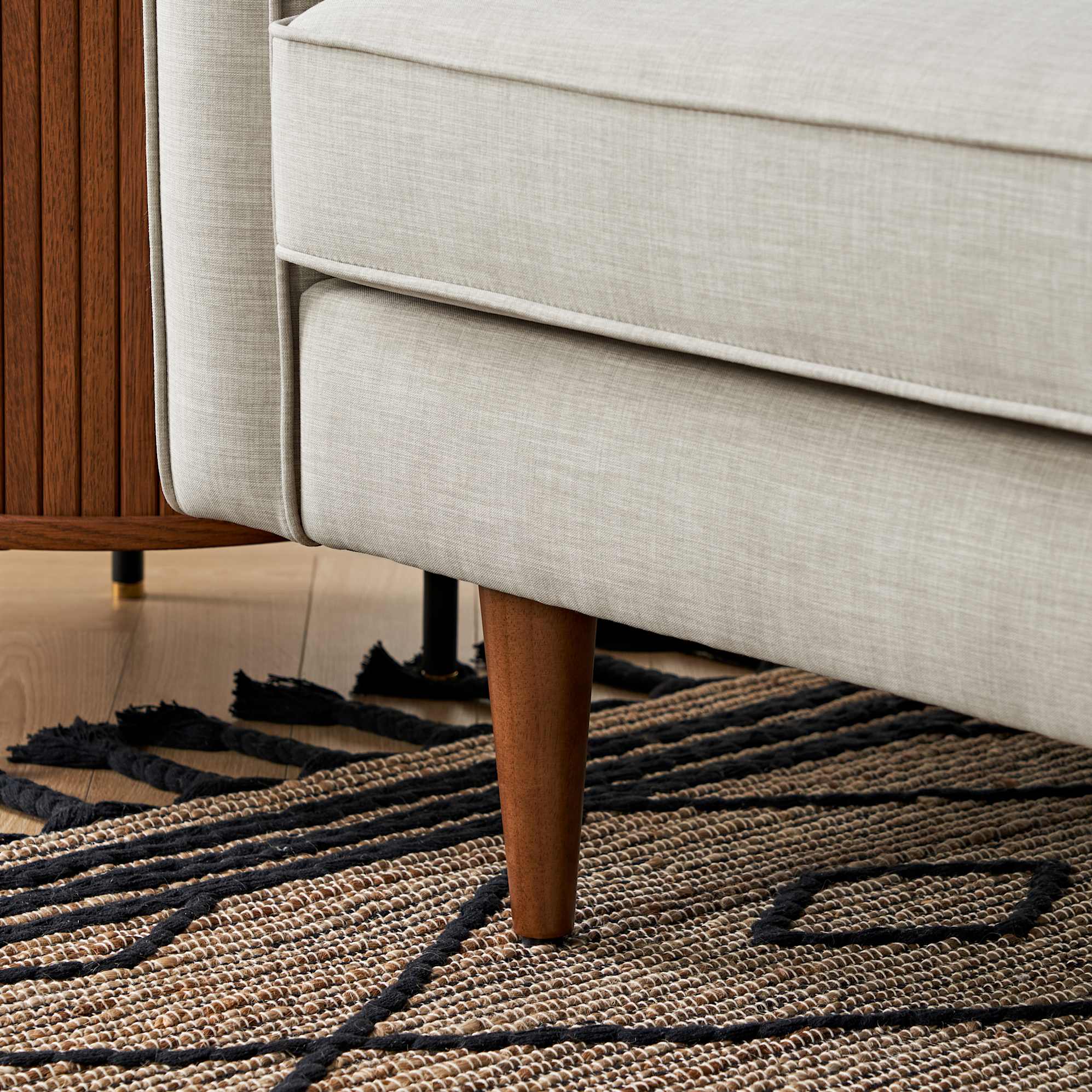 Elias Chaise 7