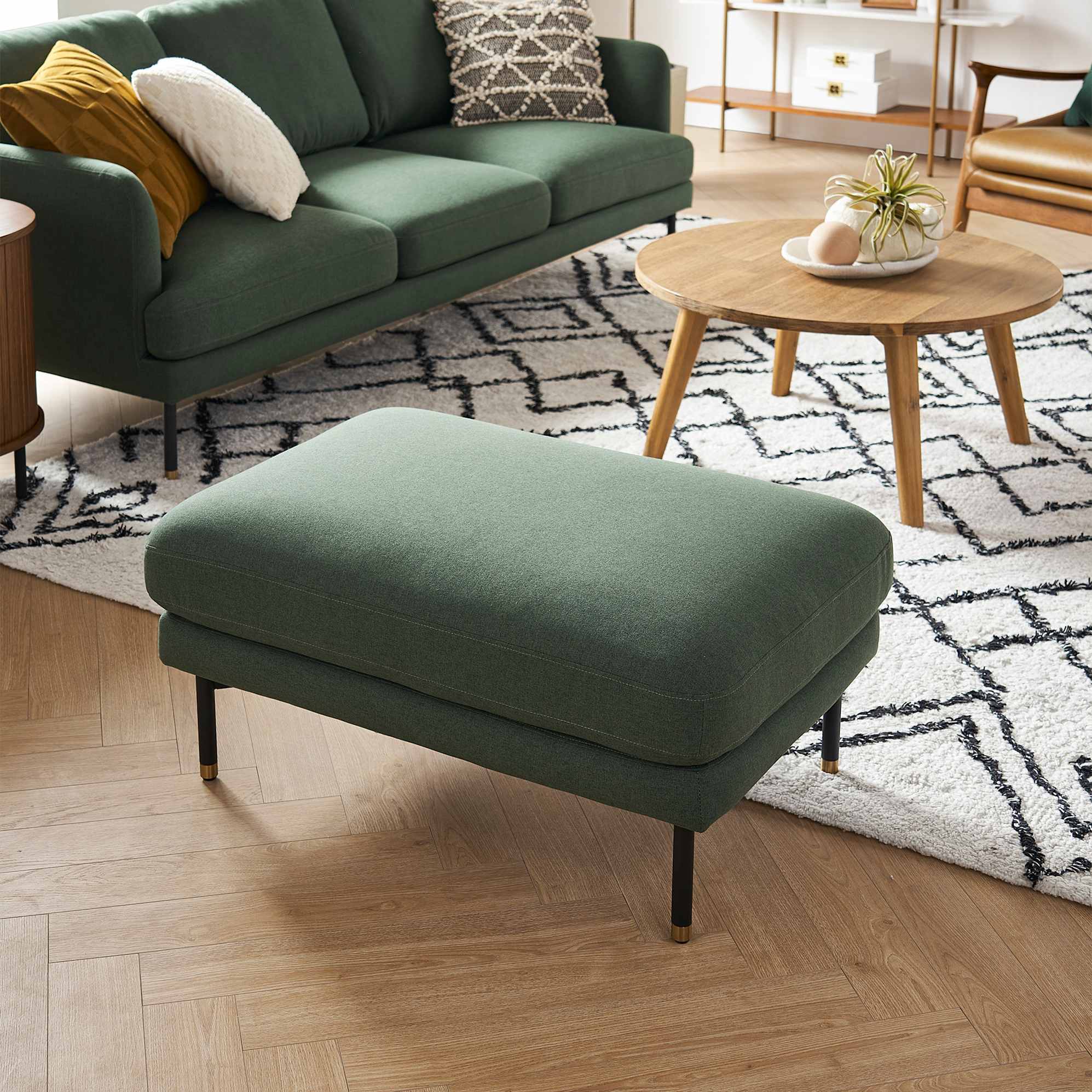 Pebble Sofa with Ottoman 4