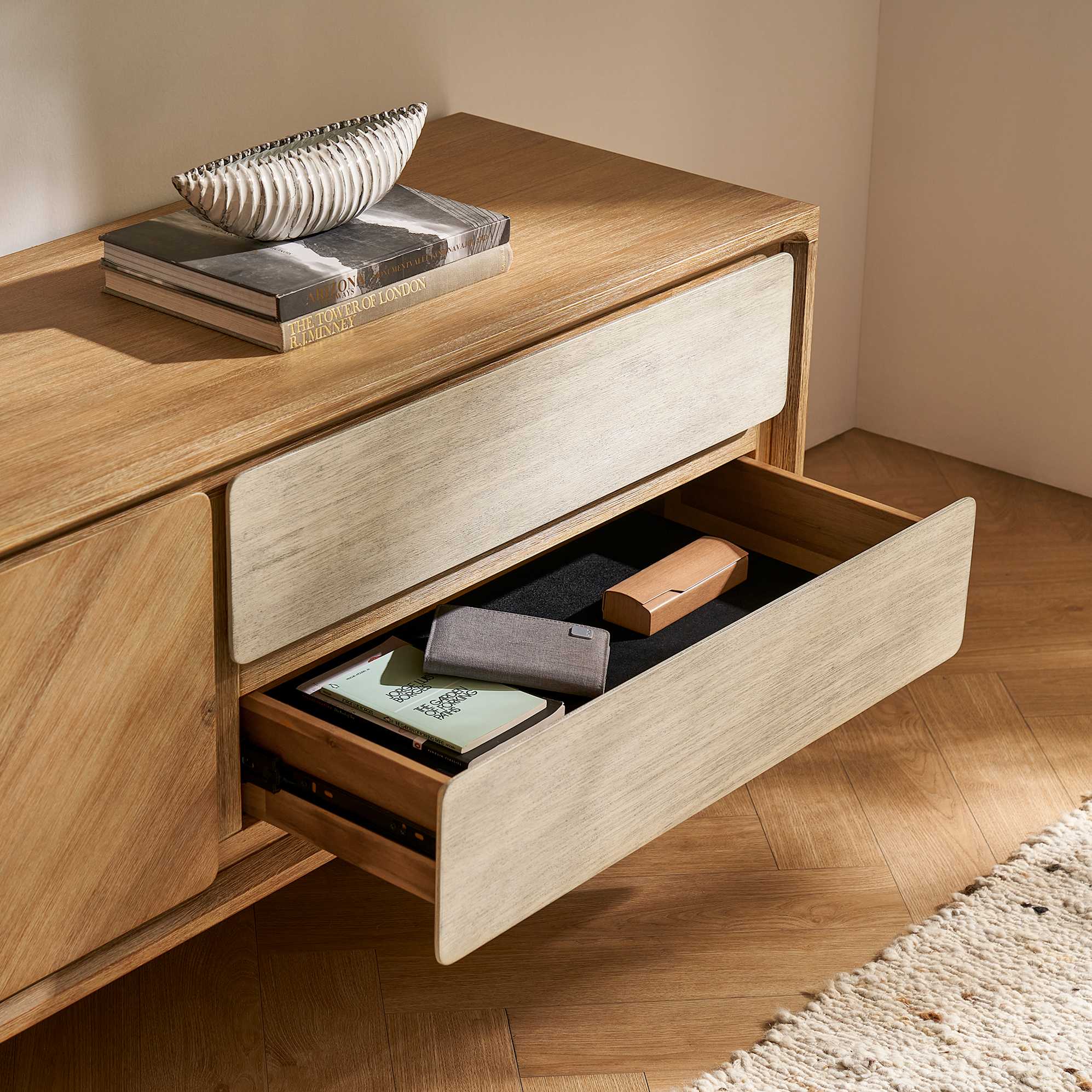 Casa TV Console 5