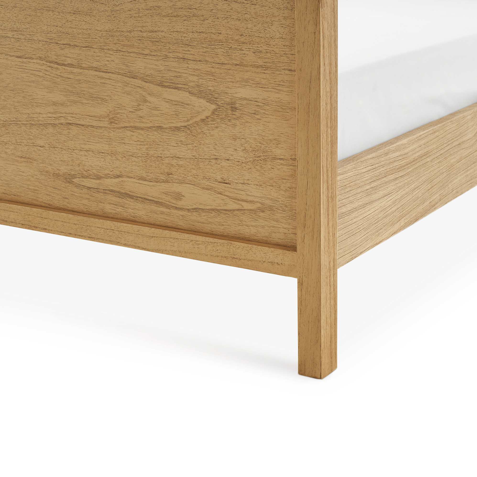Crescent Bed 5